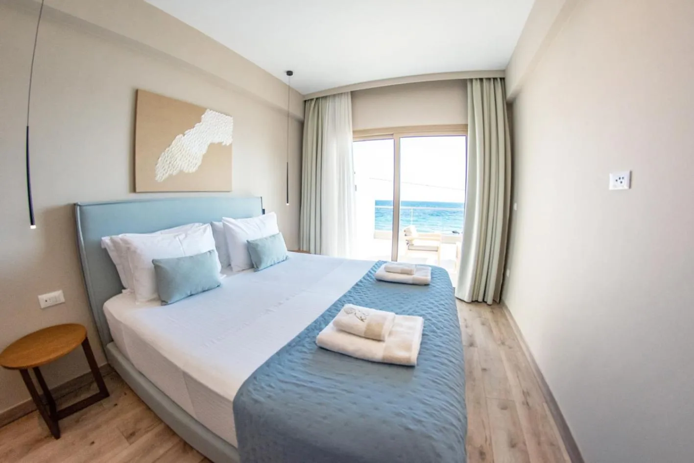 Bed in Kaiser Luxury Suites