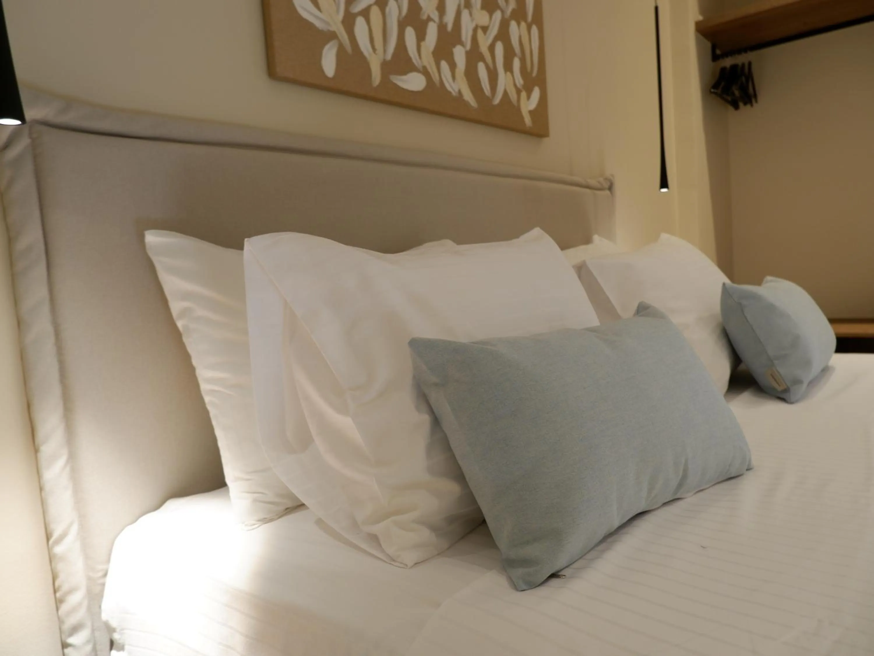 Bed in Kaiser Luxury Suites