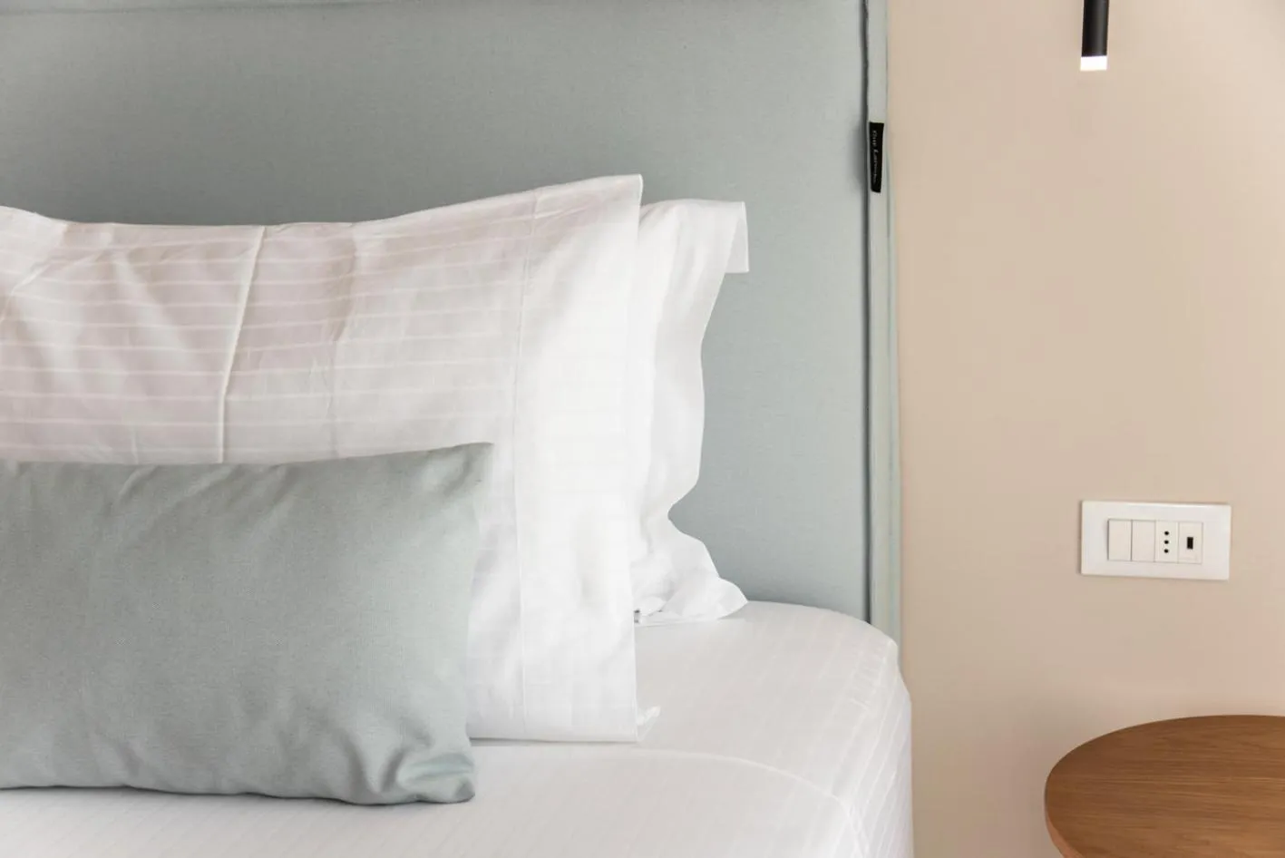 Bed in Kaiser Luxury Suites