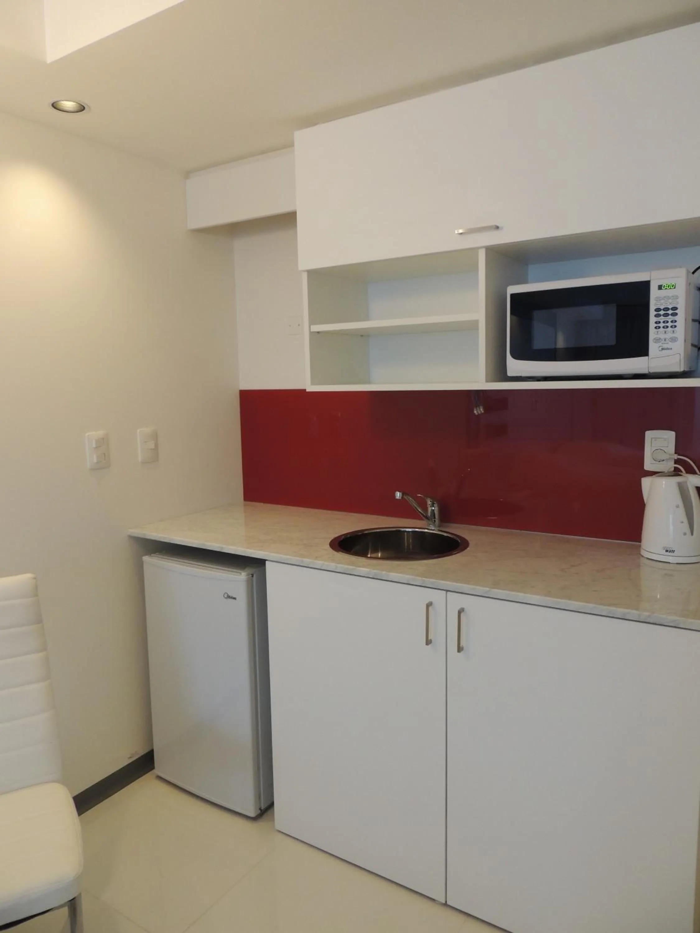 Kitchen or kitchenette in Hotel Gema Luxury Suites