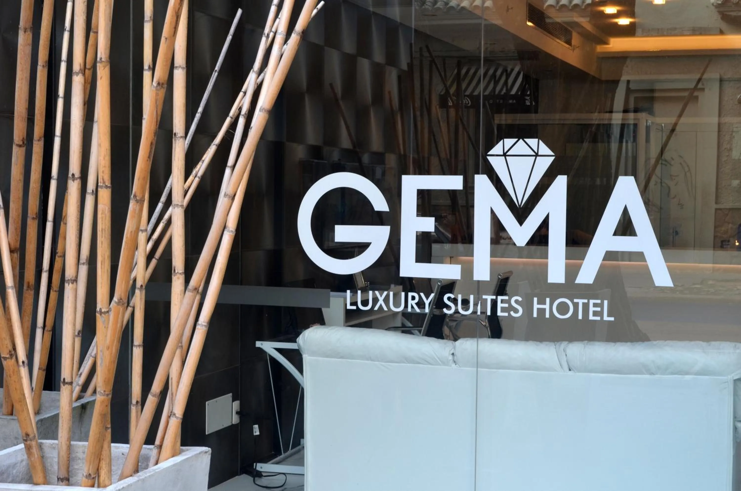 Property logo or sign in Hotel Gema Luxury Suites