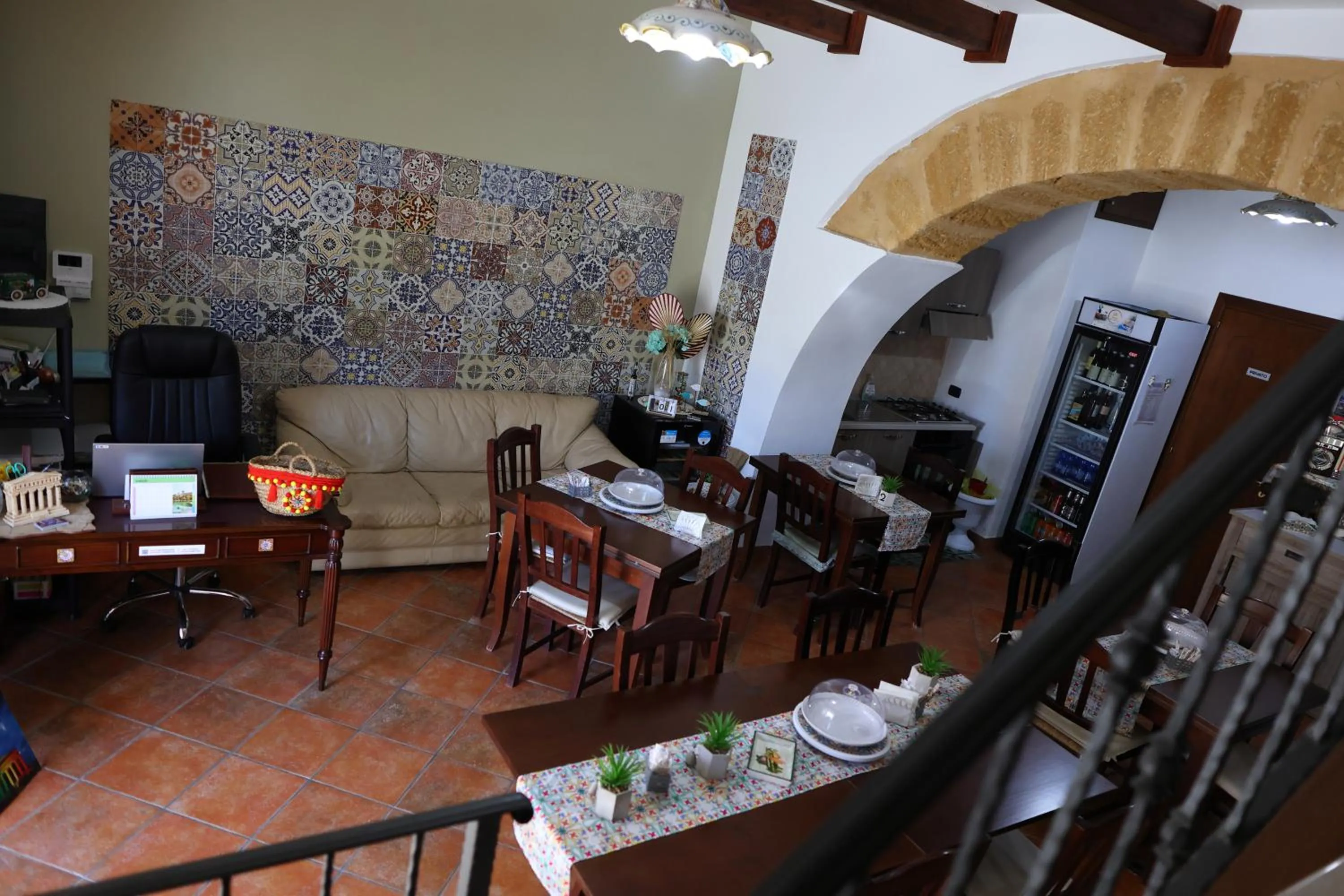 Communal lounge/ TV room in Rabatè