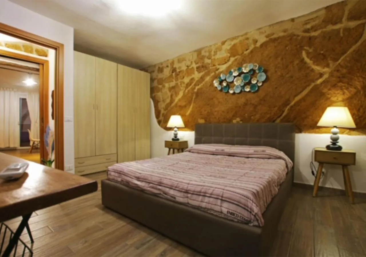 Photo of the whole room, Bed in Rabatè