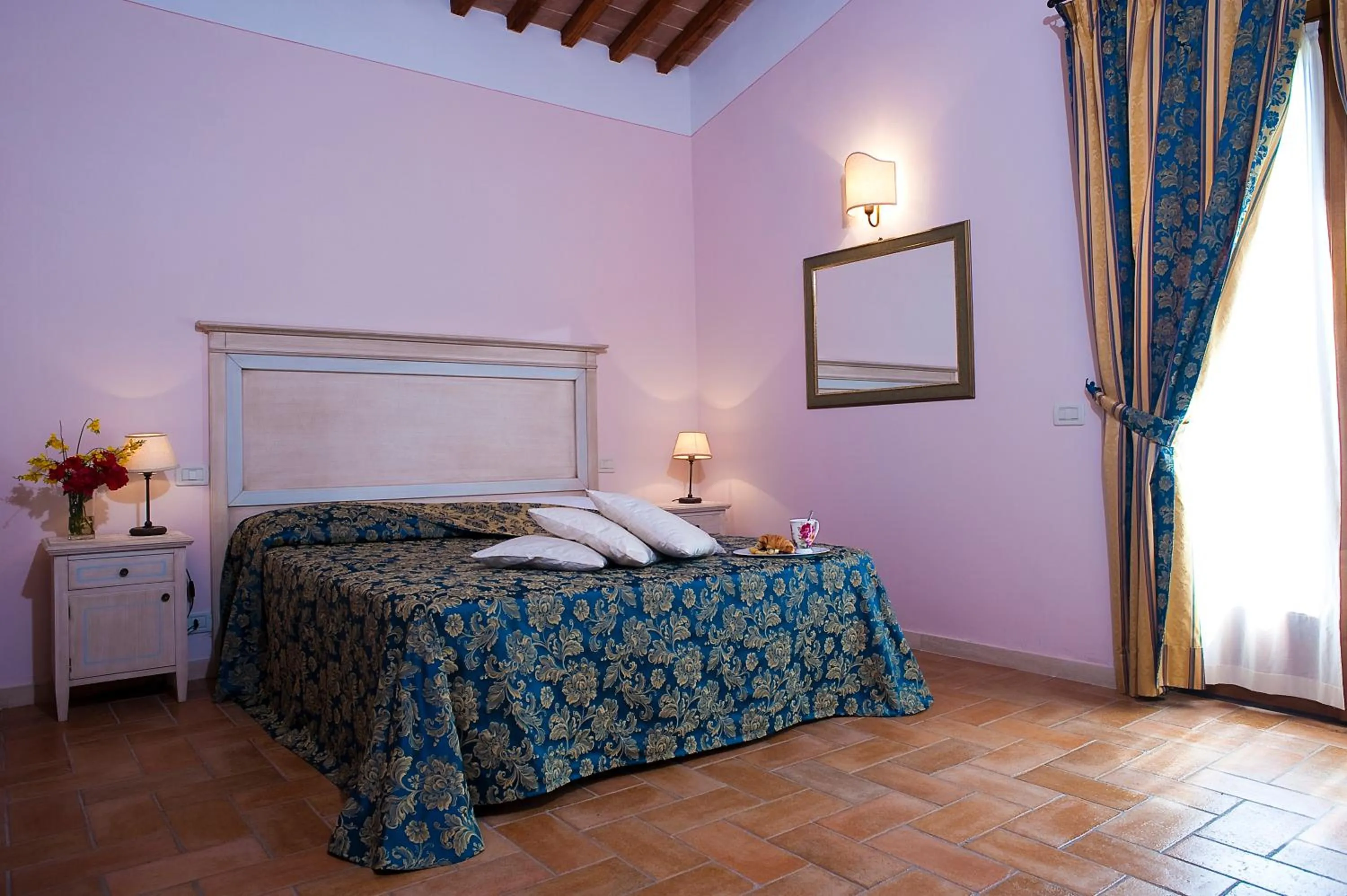 Photo of the whole room, Bed in Antica Fonte Resort