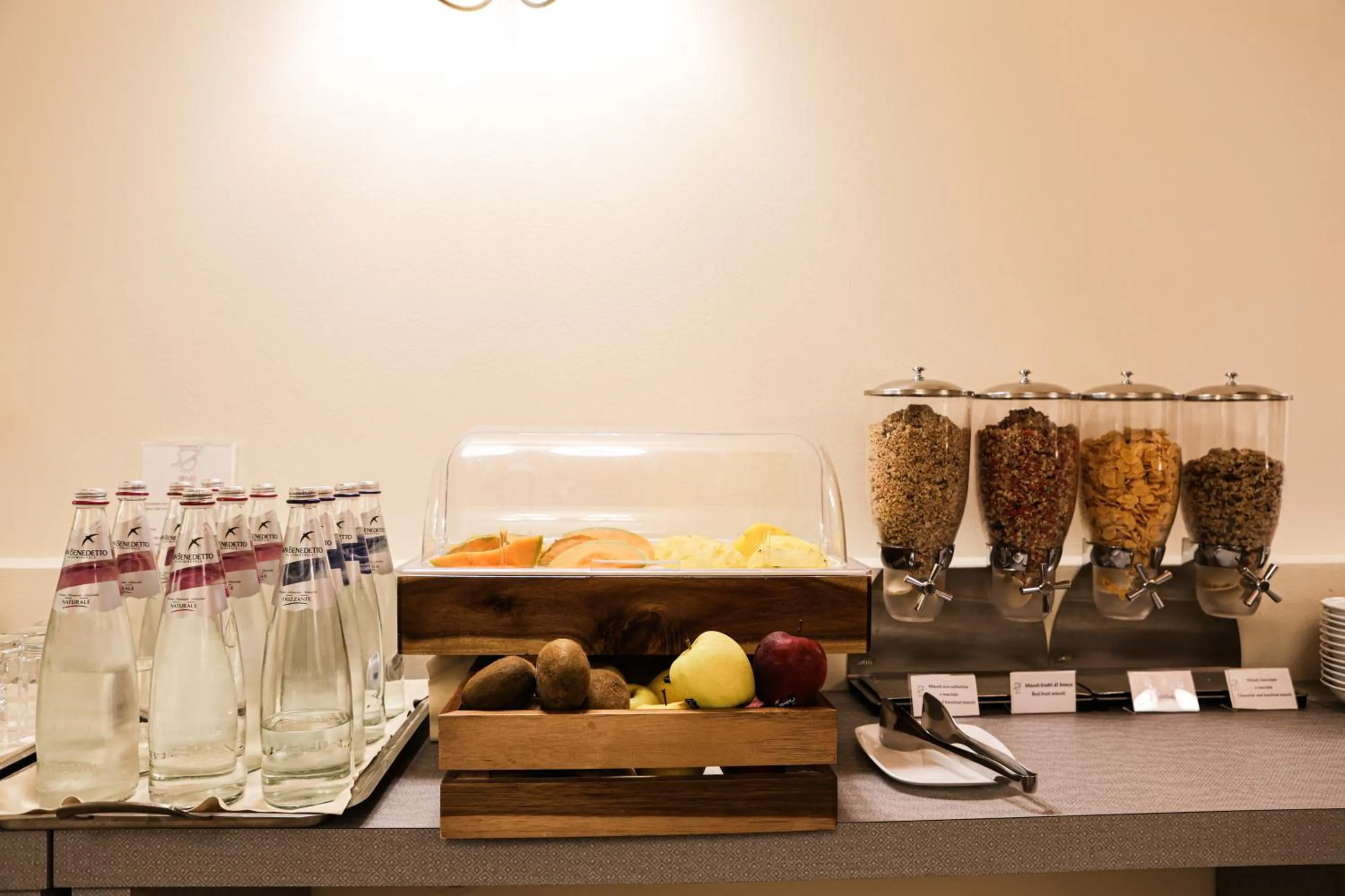 Breakfast in Hotel Embassy