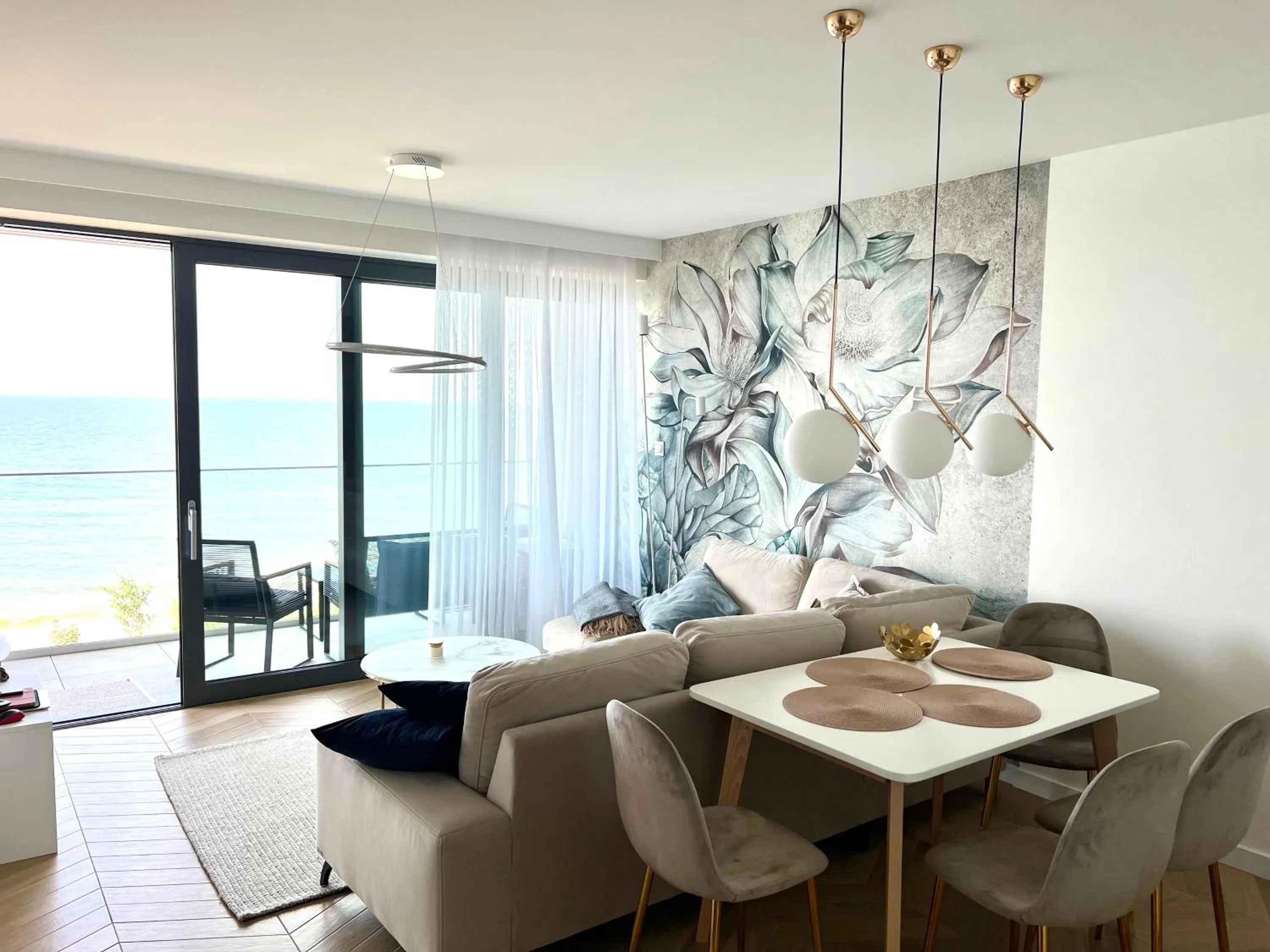 Apartament Golden View Rewal Klifowa 5 Przy plaży, Widok na morze, Basen, Sauna, Siłownia
