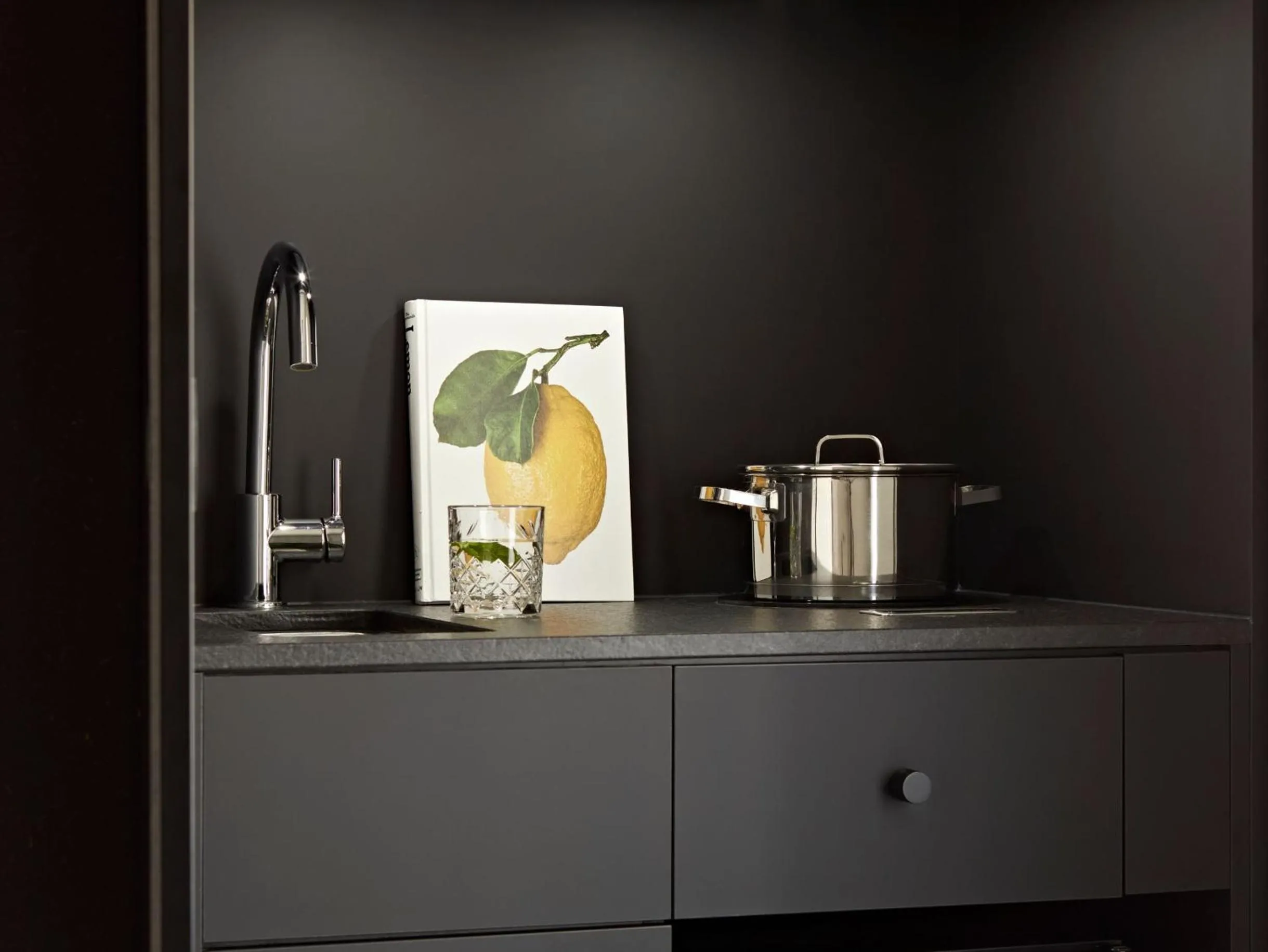 Kitchen or kitchenette in Numa Berlin Savi