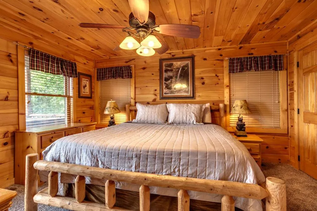 Absolutely Perfect Cabin by Staycating