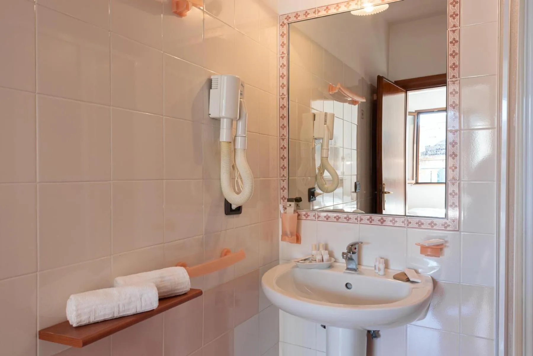 Shower in Relais Casina Copini