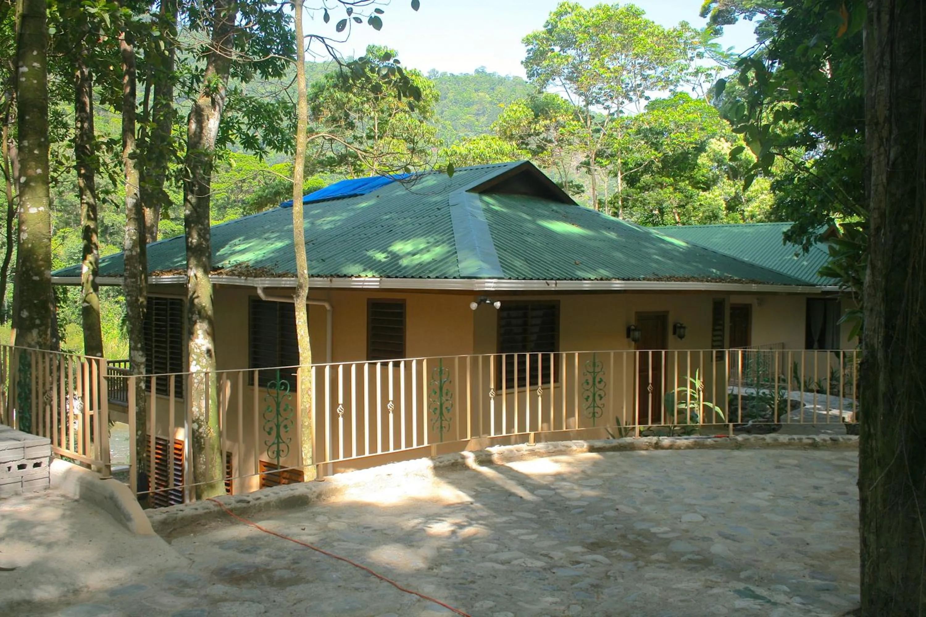Facade/entrance in Villas Pico Bonito