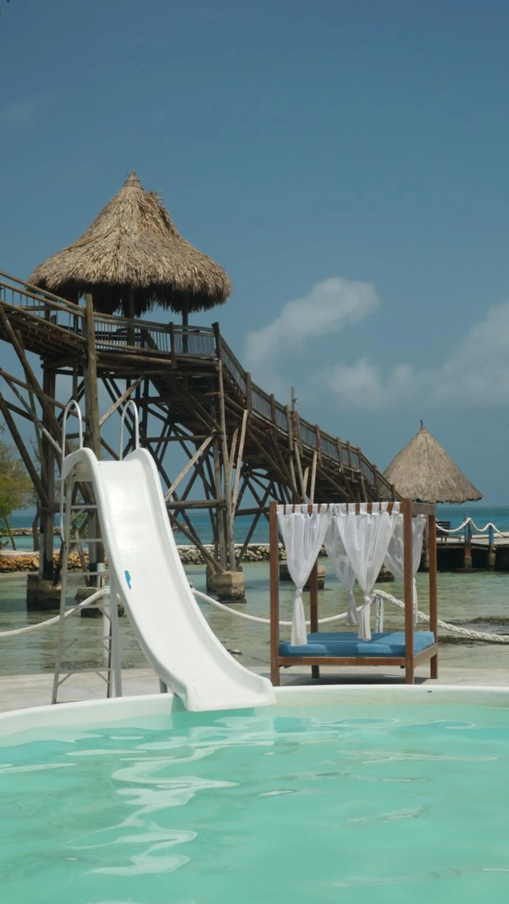 Day in Múcura Club Hotel