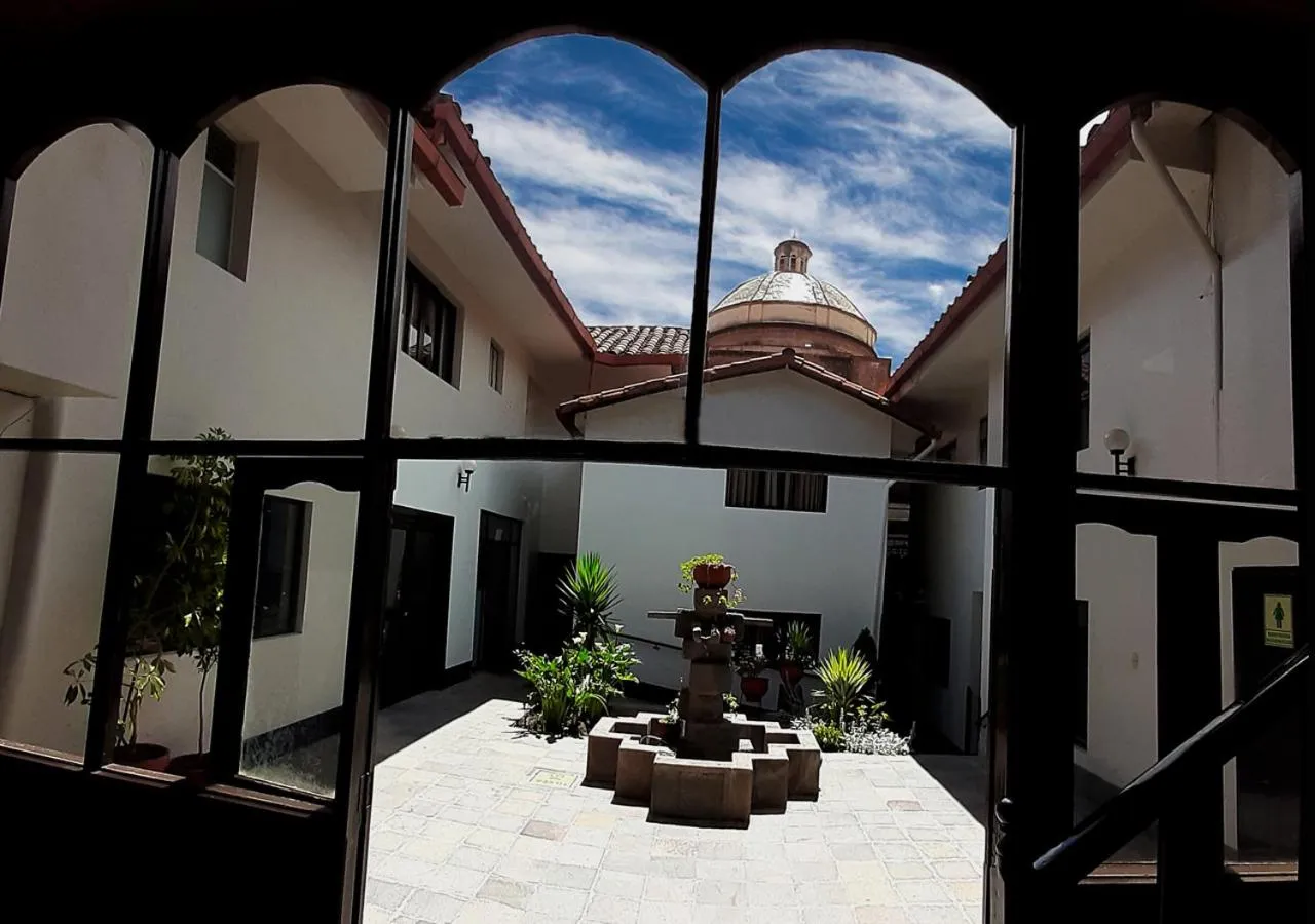 Patio in Hotel Santa Maria