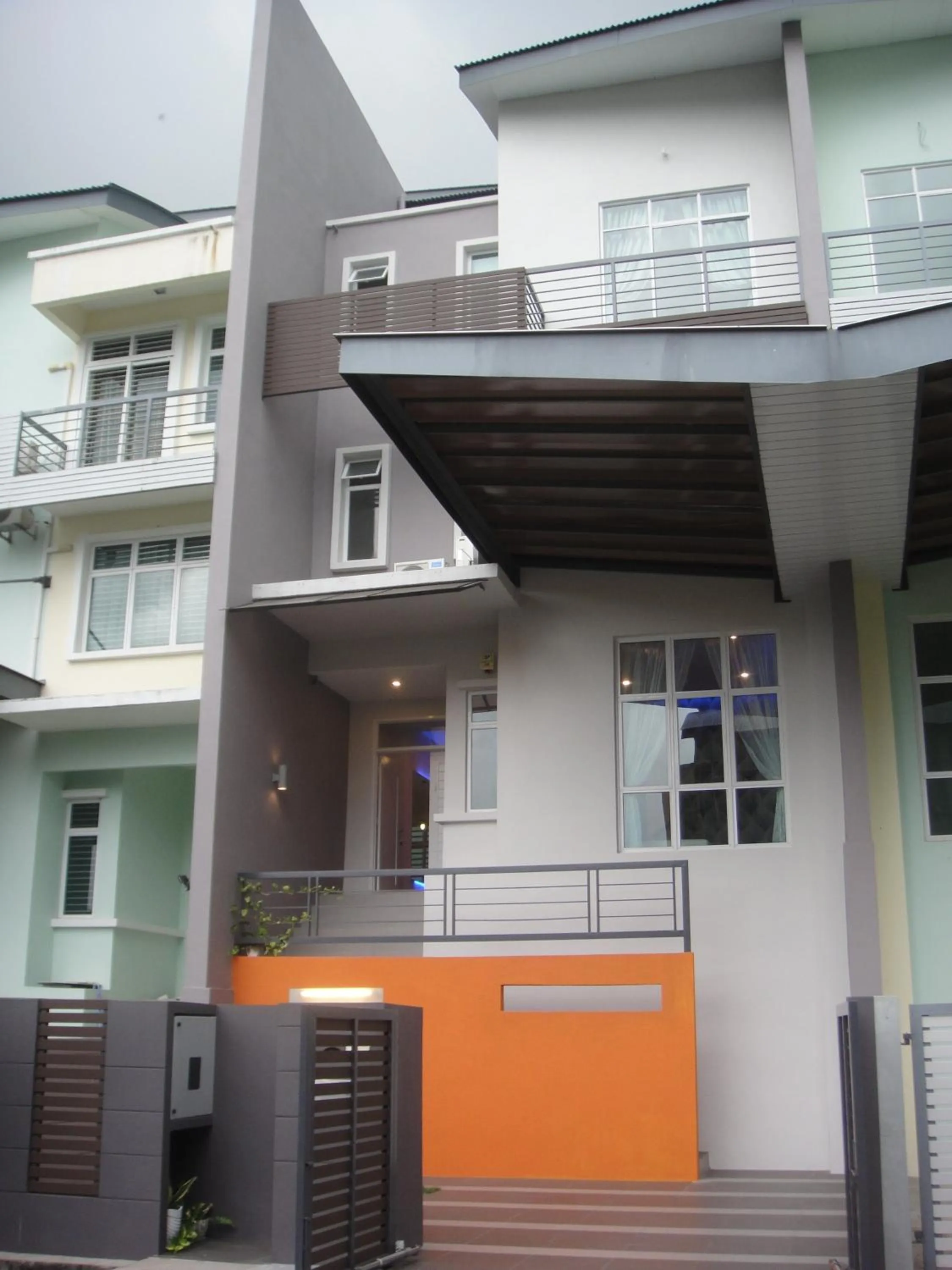 Facade/entrance in Shamrock Beach Villas Batu Ferringhi Penang