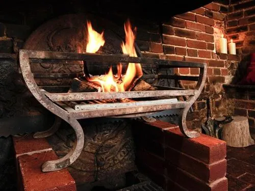 Lounge or bar in The Lamb at Angmering