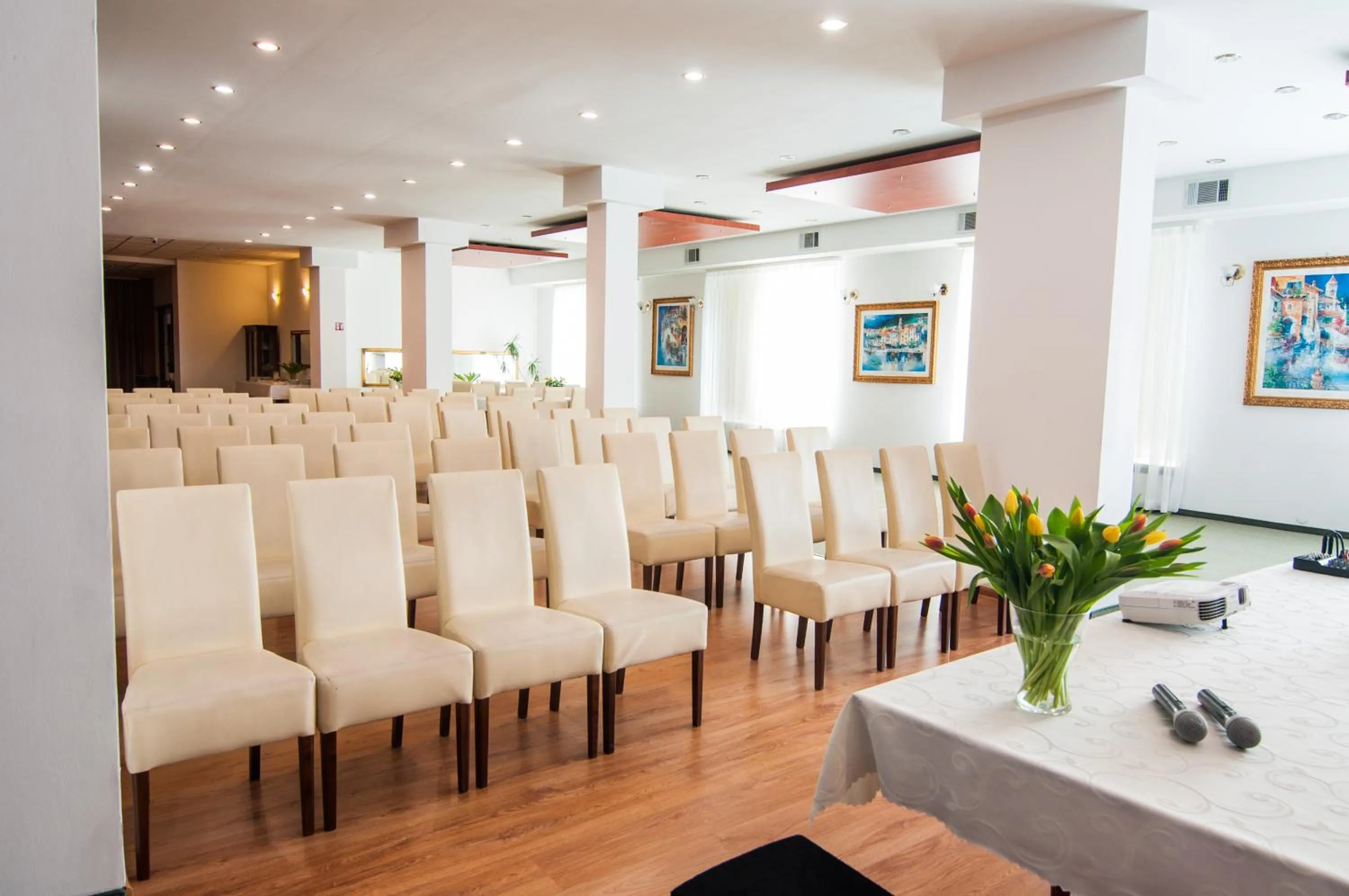 Meeting/conference room in Hotel Artur