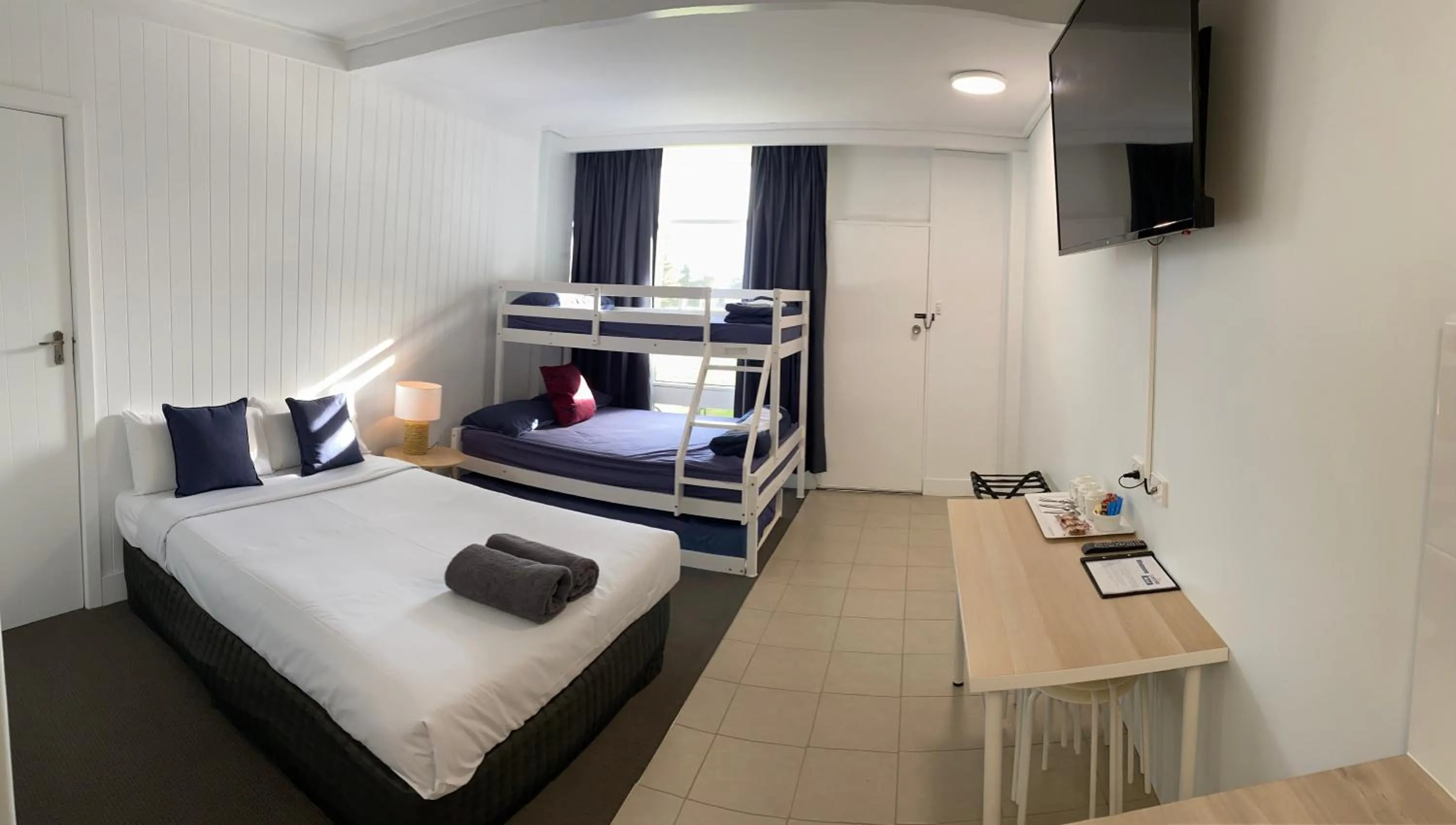 Bed in Kingston Lobster Motel