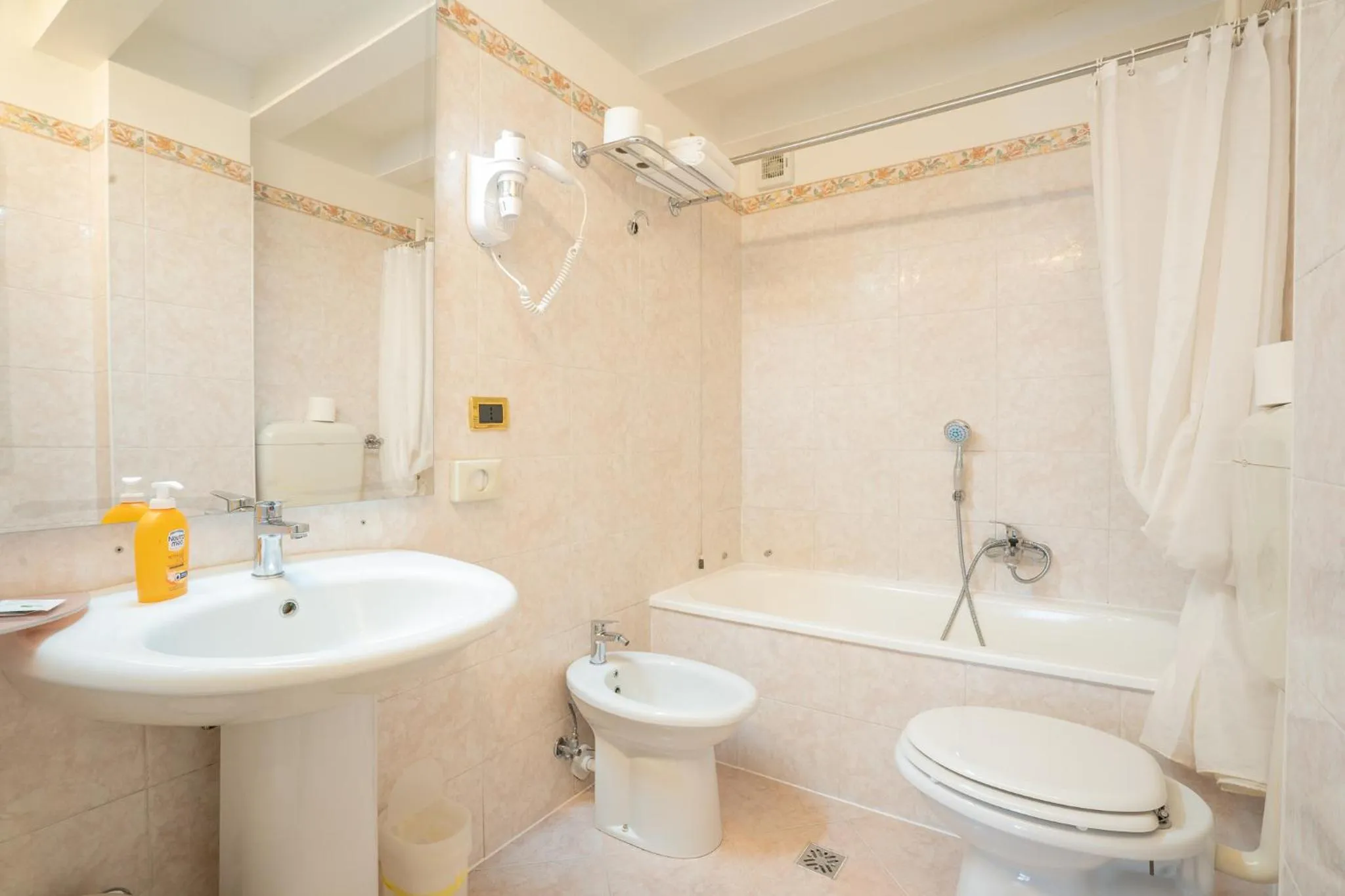 Bathroom in Alla Corte Rossa