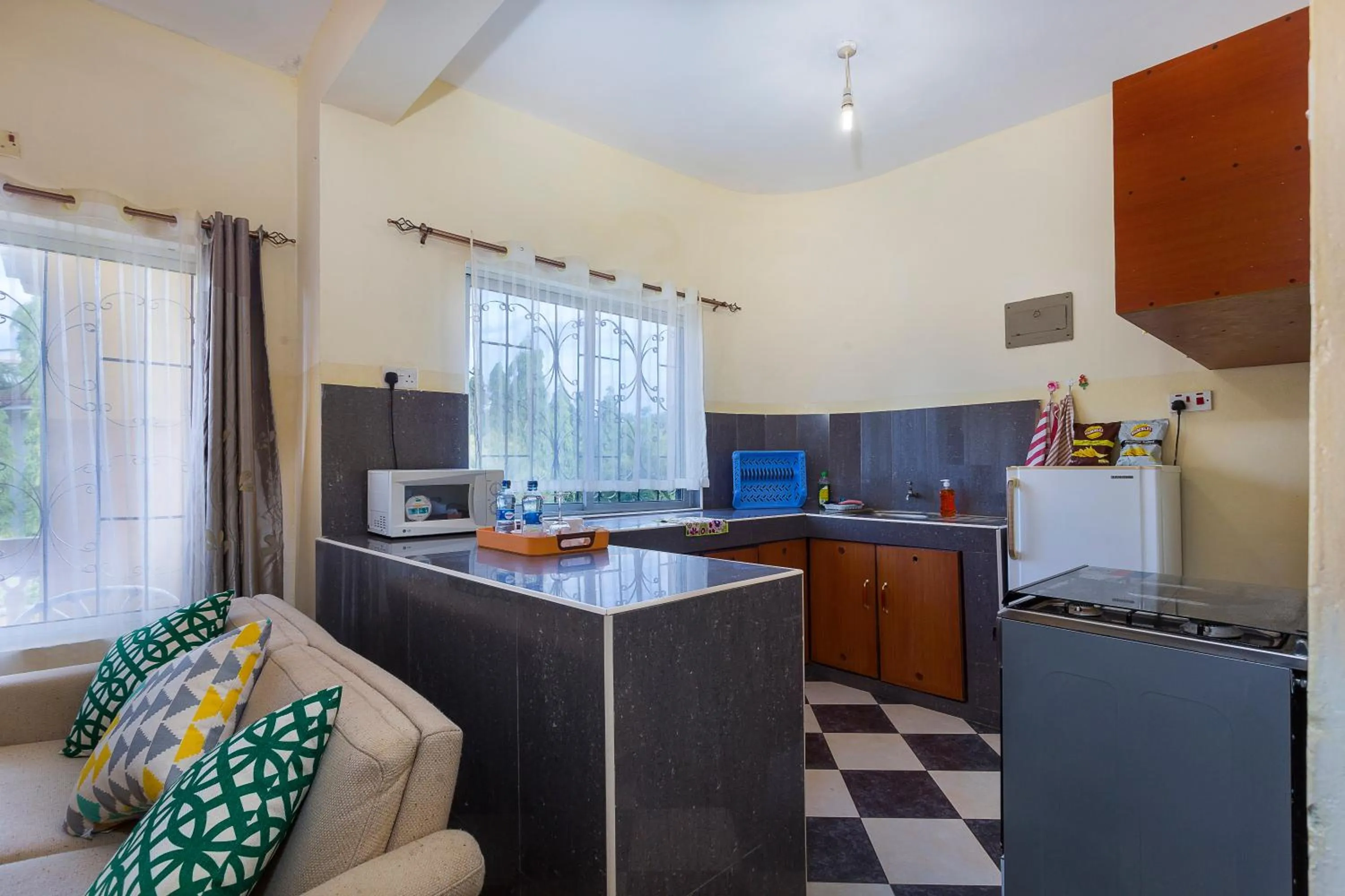 Kitchen or kitchenette in Jacyjoka Apartments Nyali