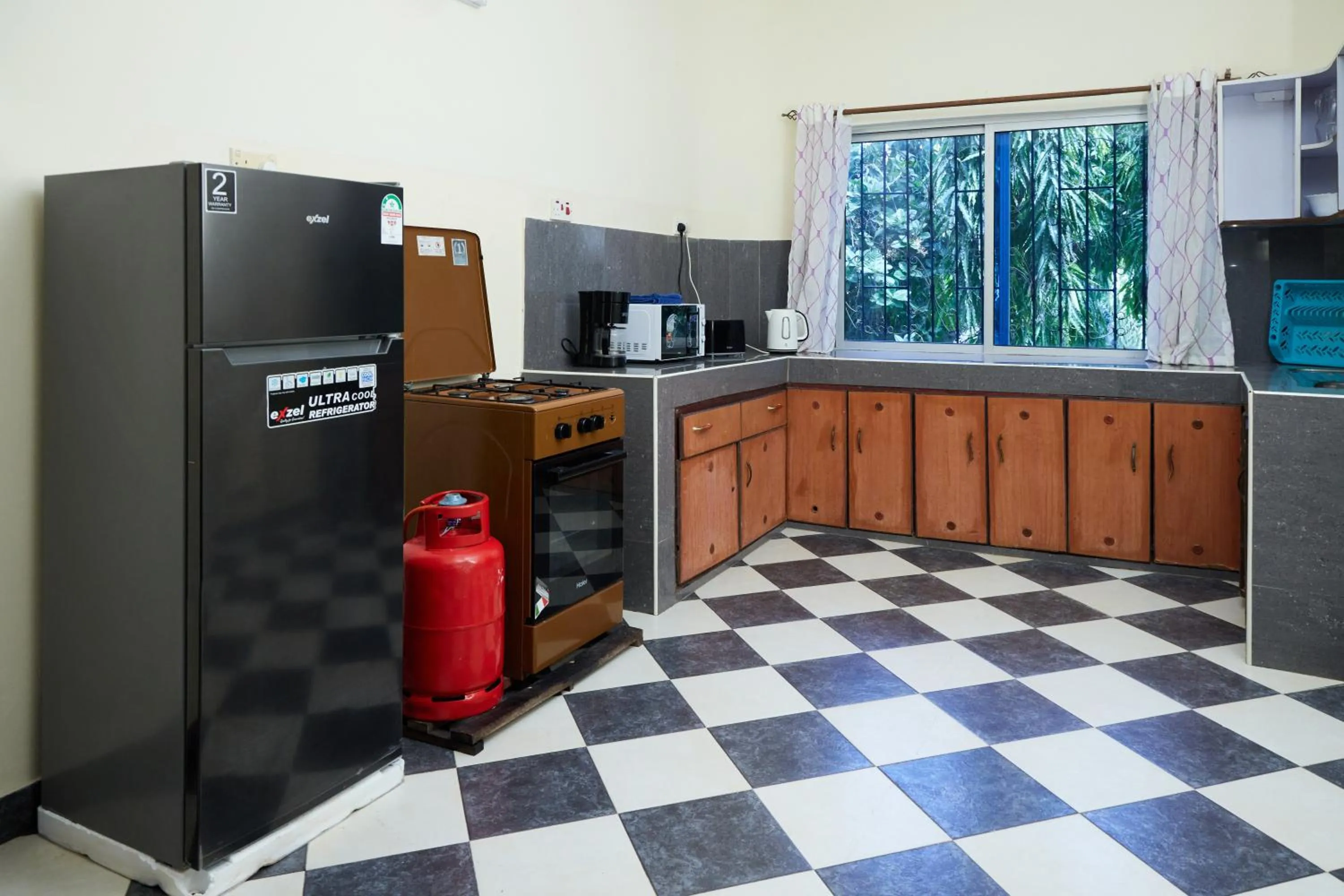 Kitchen or kitchenette in Jacyjoka Apartments Nyali