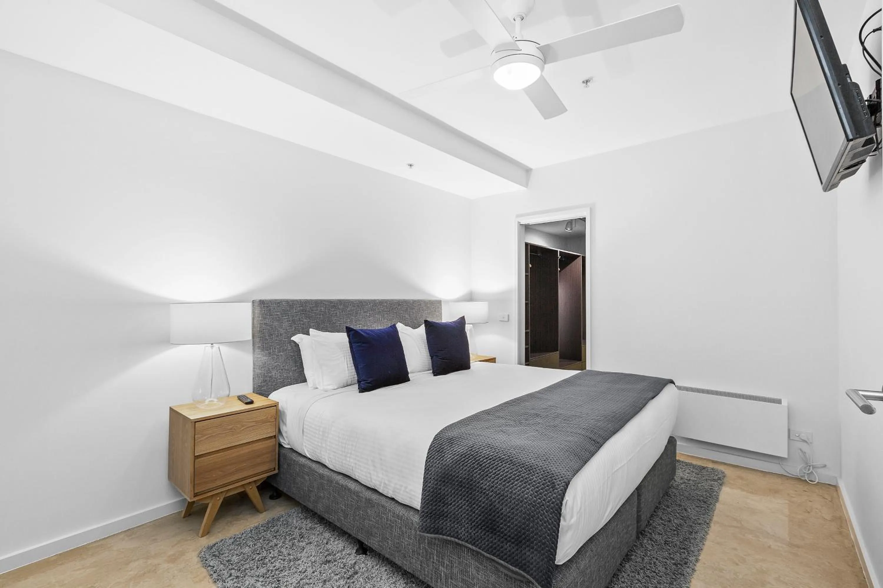 Bed in Melbourne Holiday Apartments Flinders Wharf