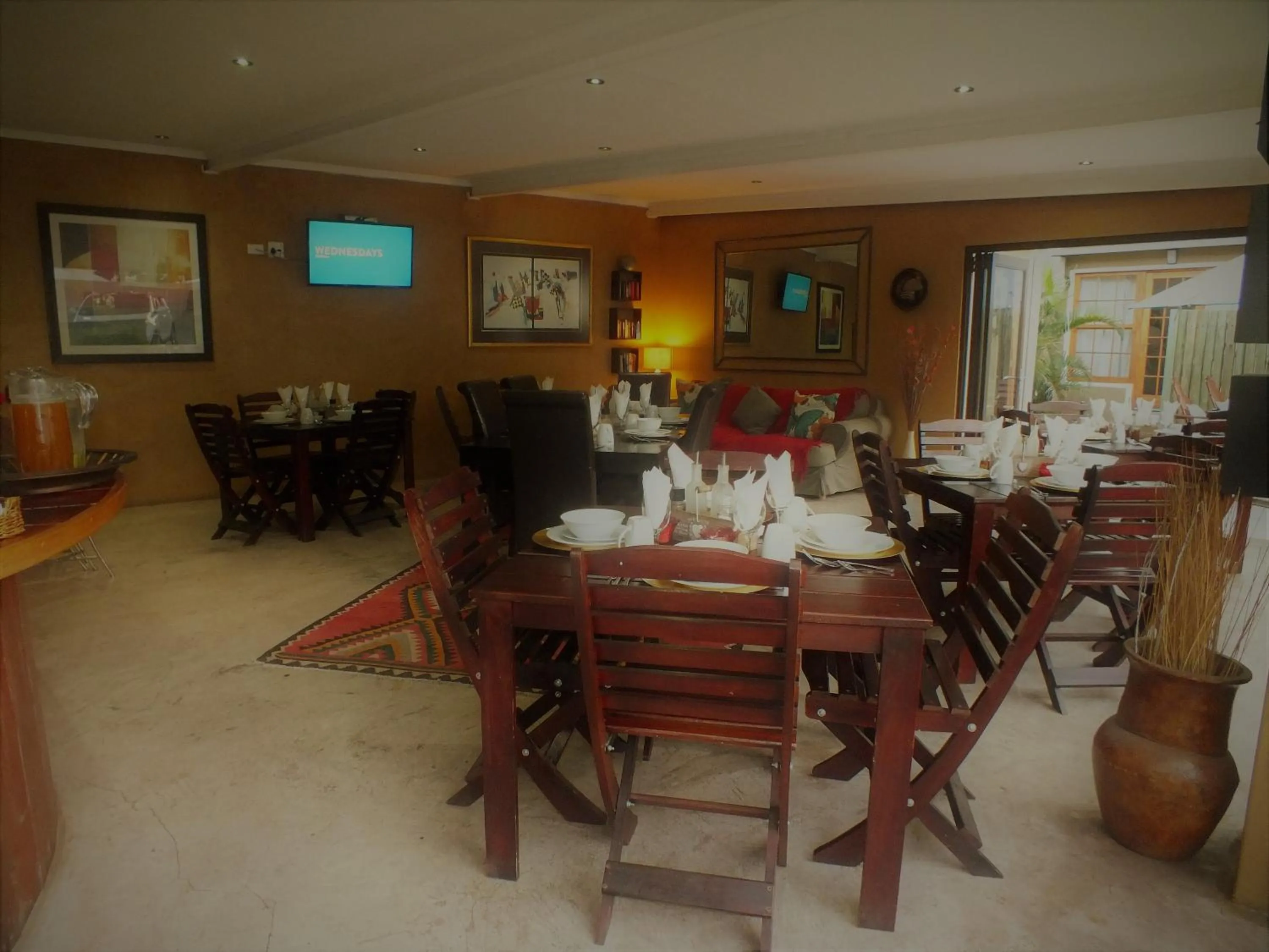 Area and facilities in Uzuri Guesthouse CC