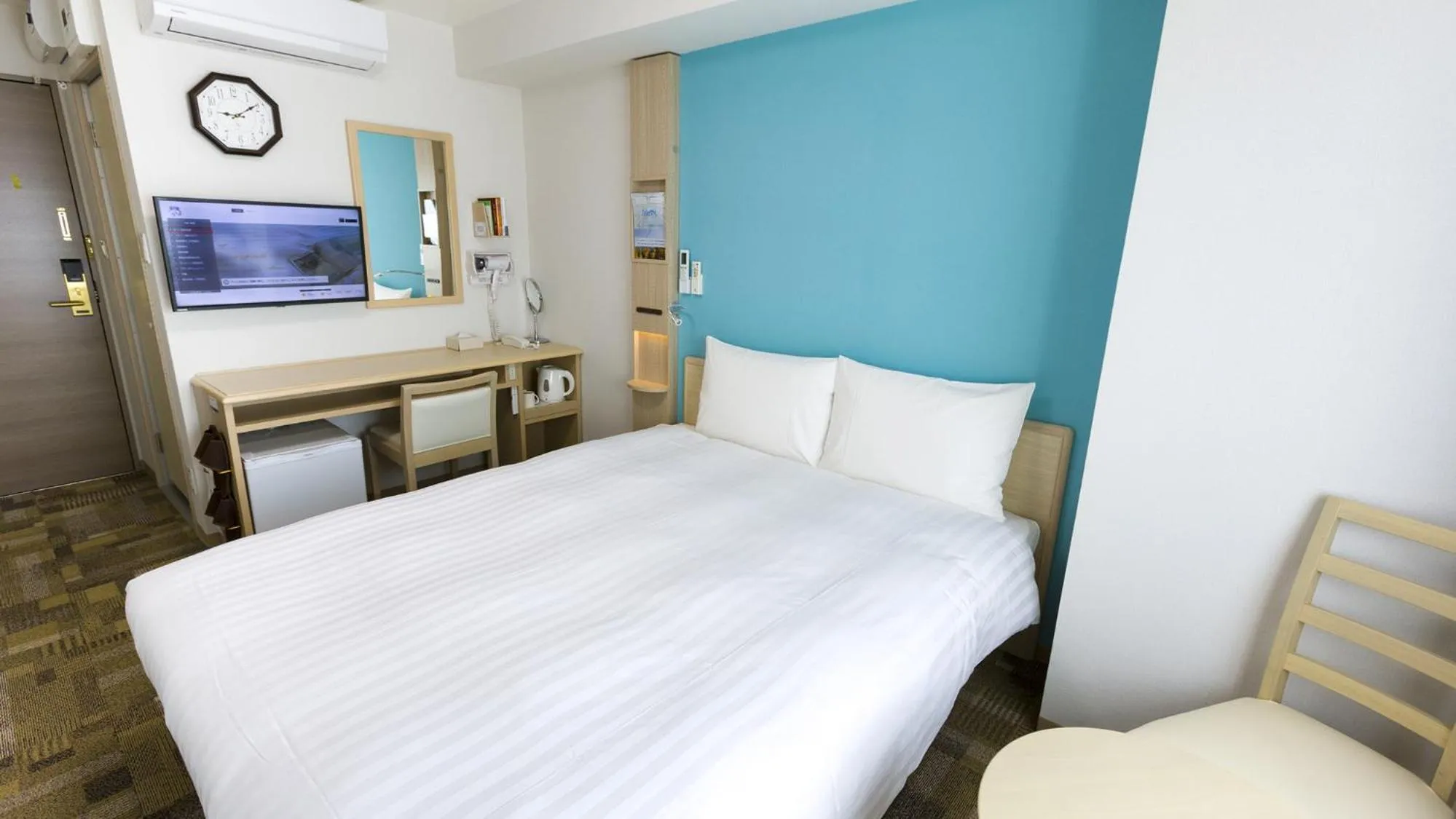 Bed in Toyoko Inn Kasukabe-eki Nishi-guchi