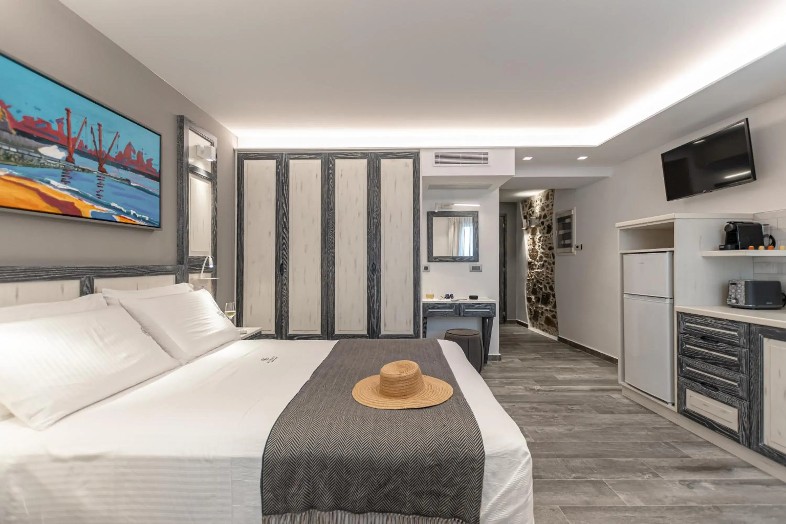 Deluxe King Room in Mariet Naxos Elegant Suites Deluxe King Room in Mariet Naxos Elegant Suites