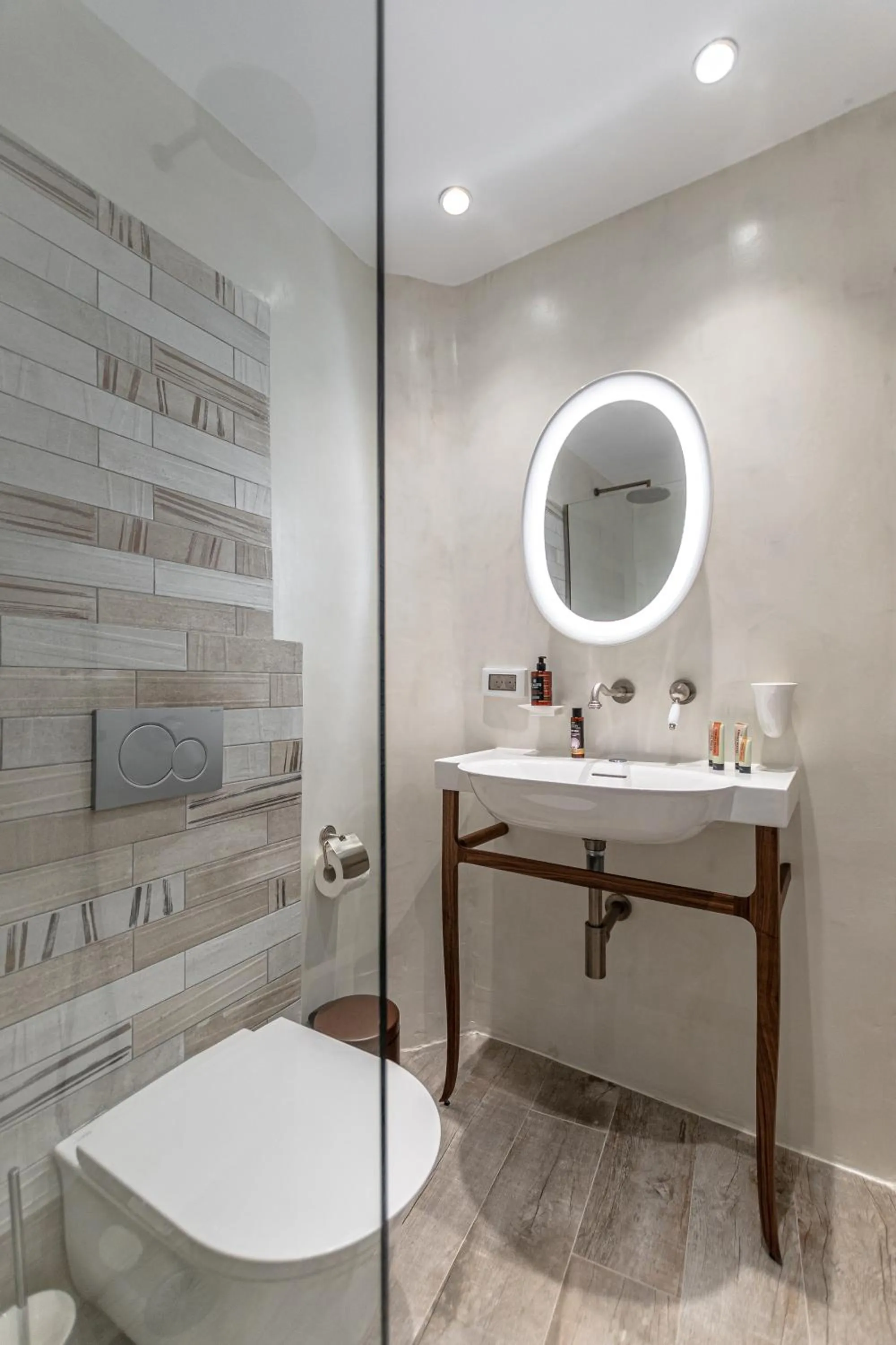 Shower in Mariet Naxos Elegant Suites