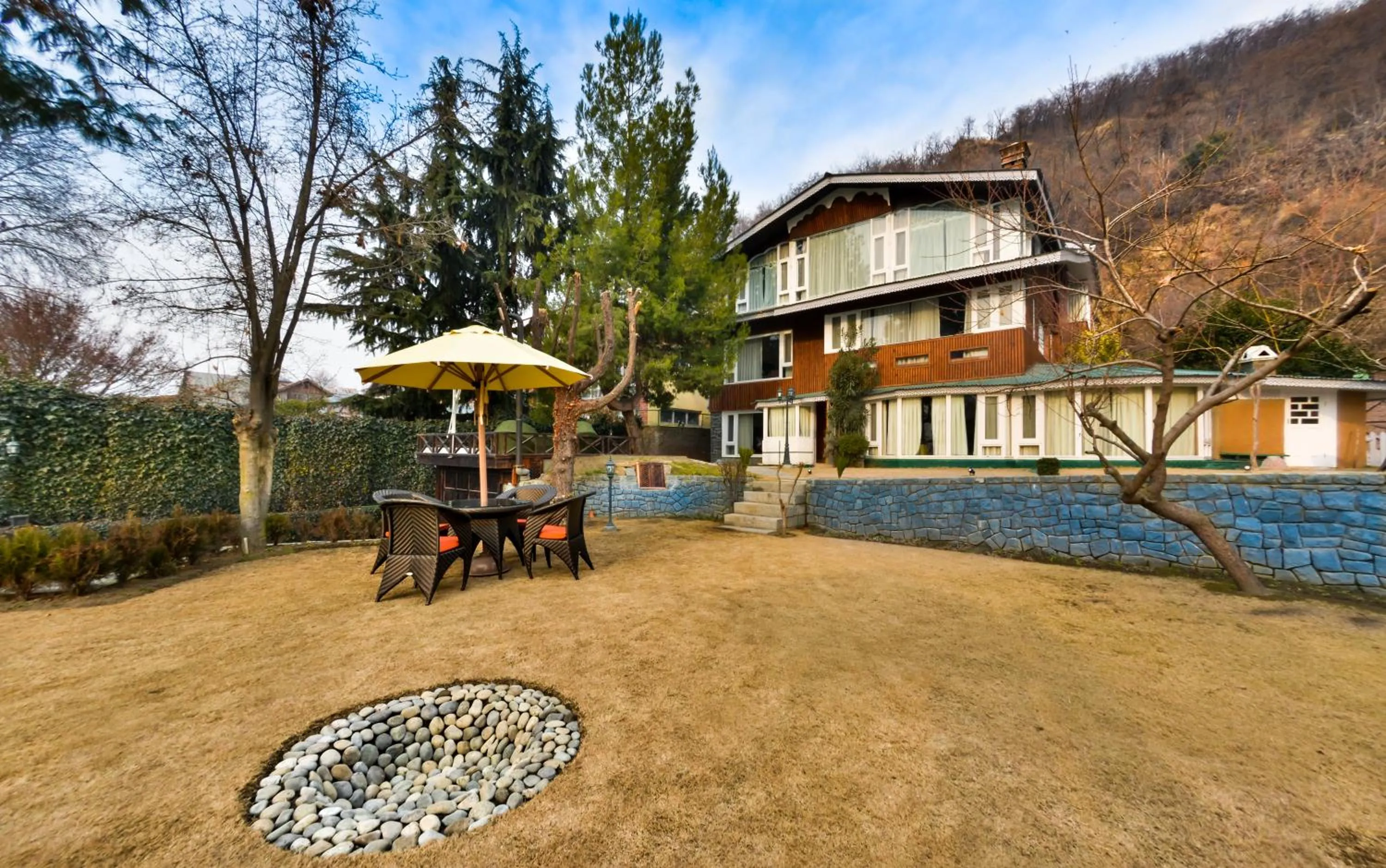 Property building in HOTEL METROPOLIS SRINAGAR