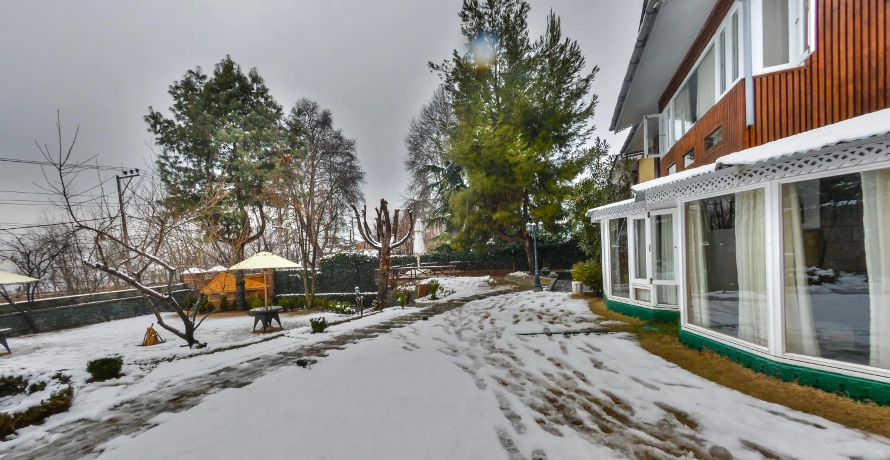 Property building in HOTEL METROPOLIS SRINAGAR