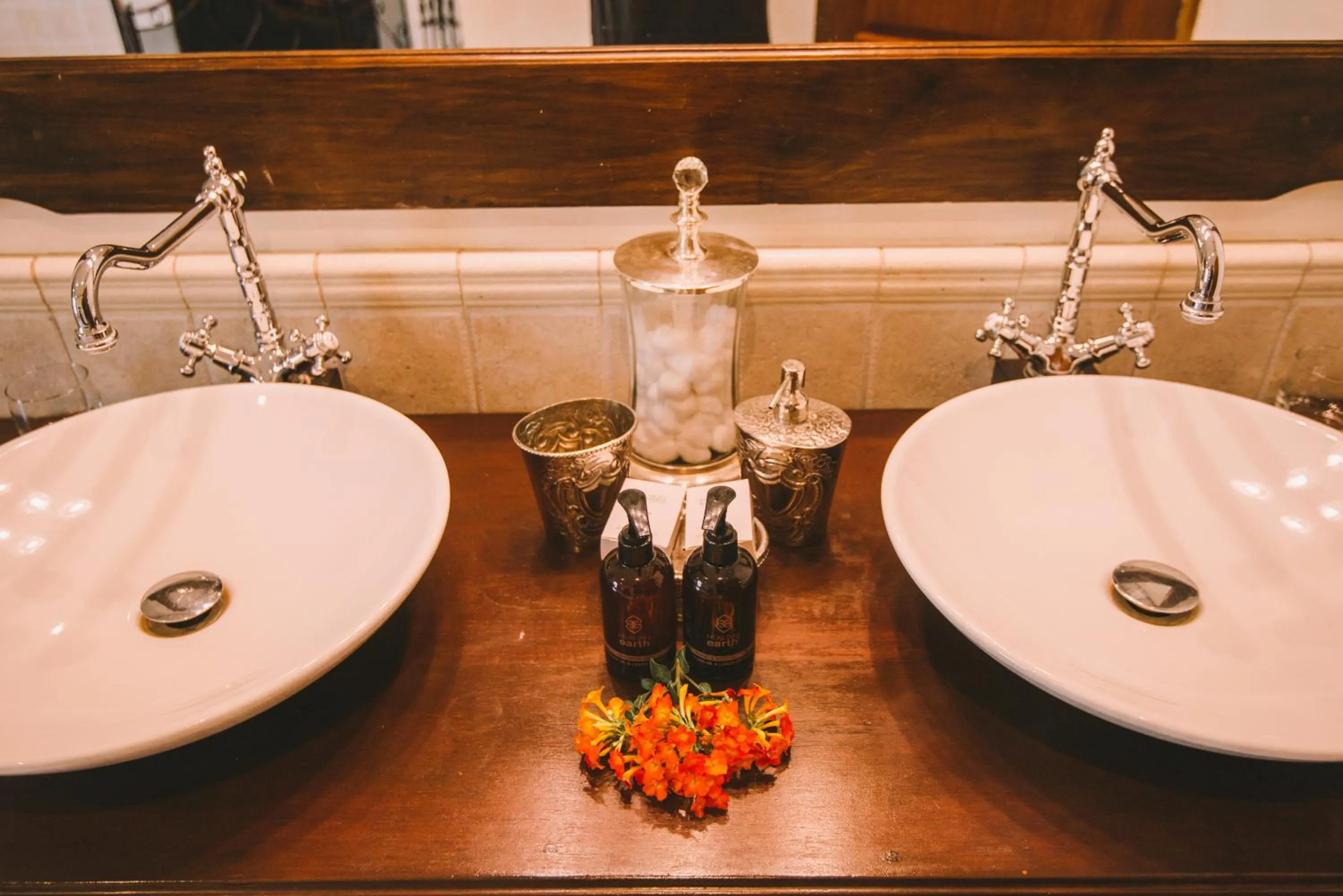 Bathroom in The Manor at Ngorongoro