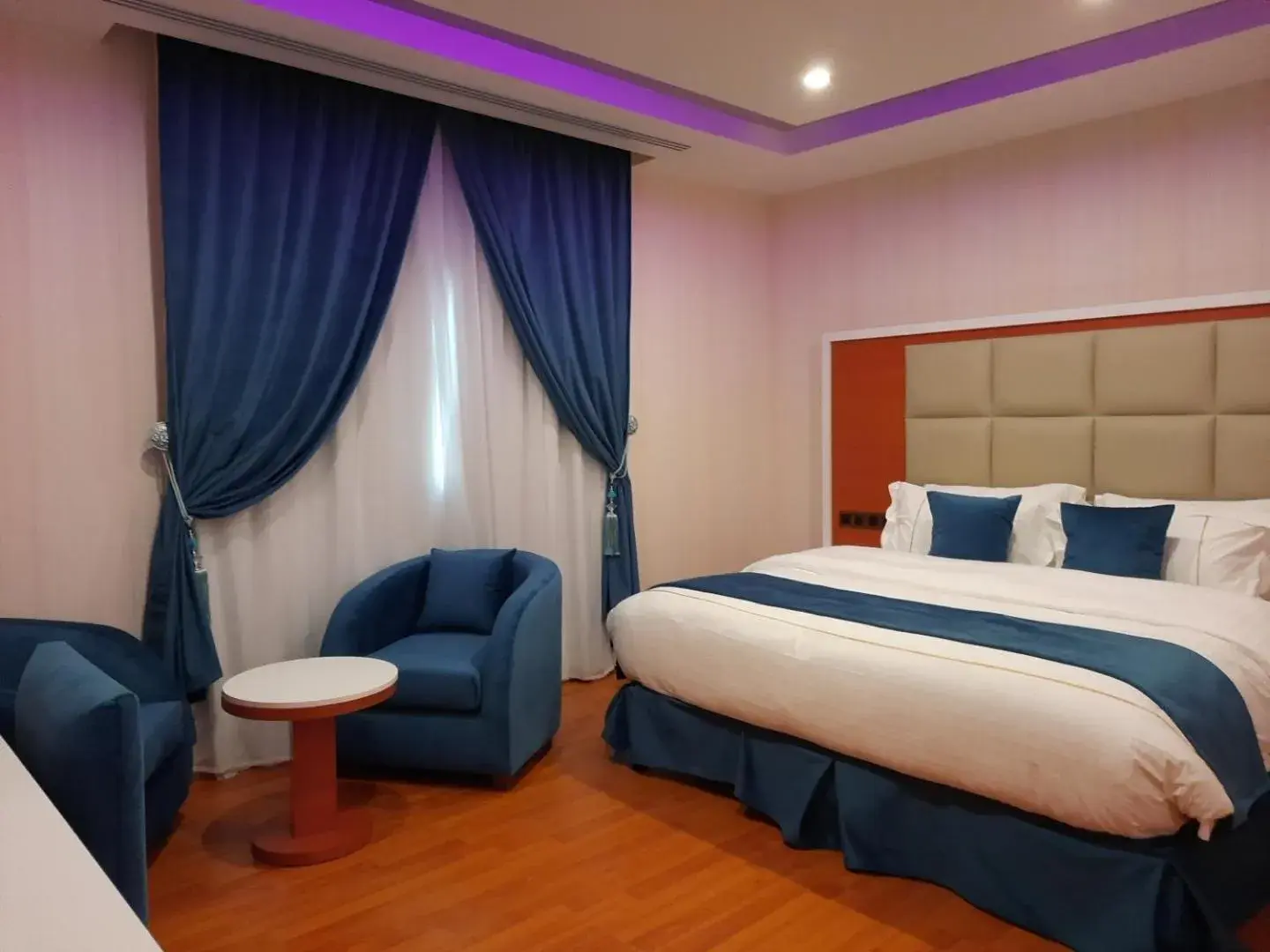 Superior Twin Room in Villa Park Superior Twin Room in Villa Park