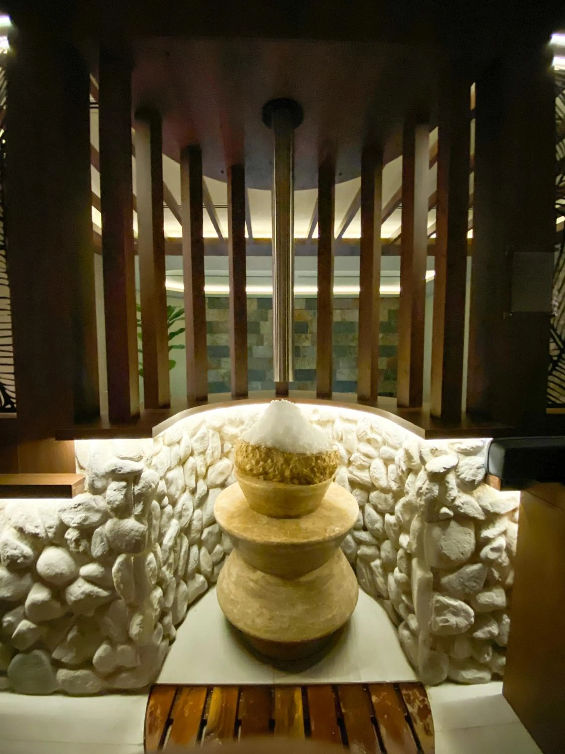 Spa and wellness centre/facilities in Almira Hotel Thermal Spa & Convention Center