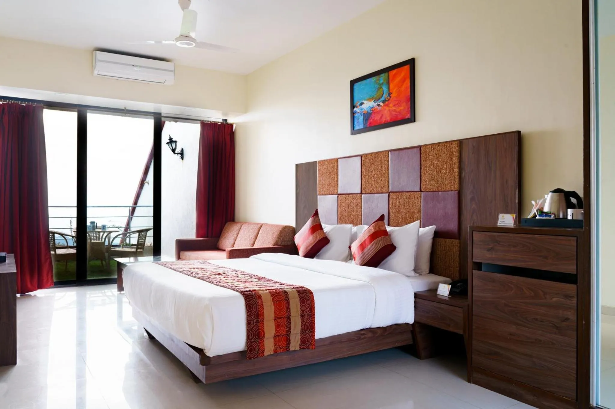 Bedroom, Bed in Valley View Beacon Resort