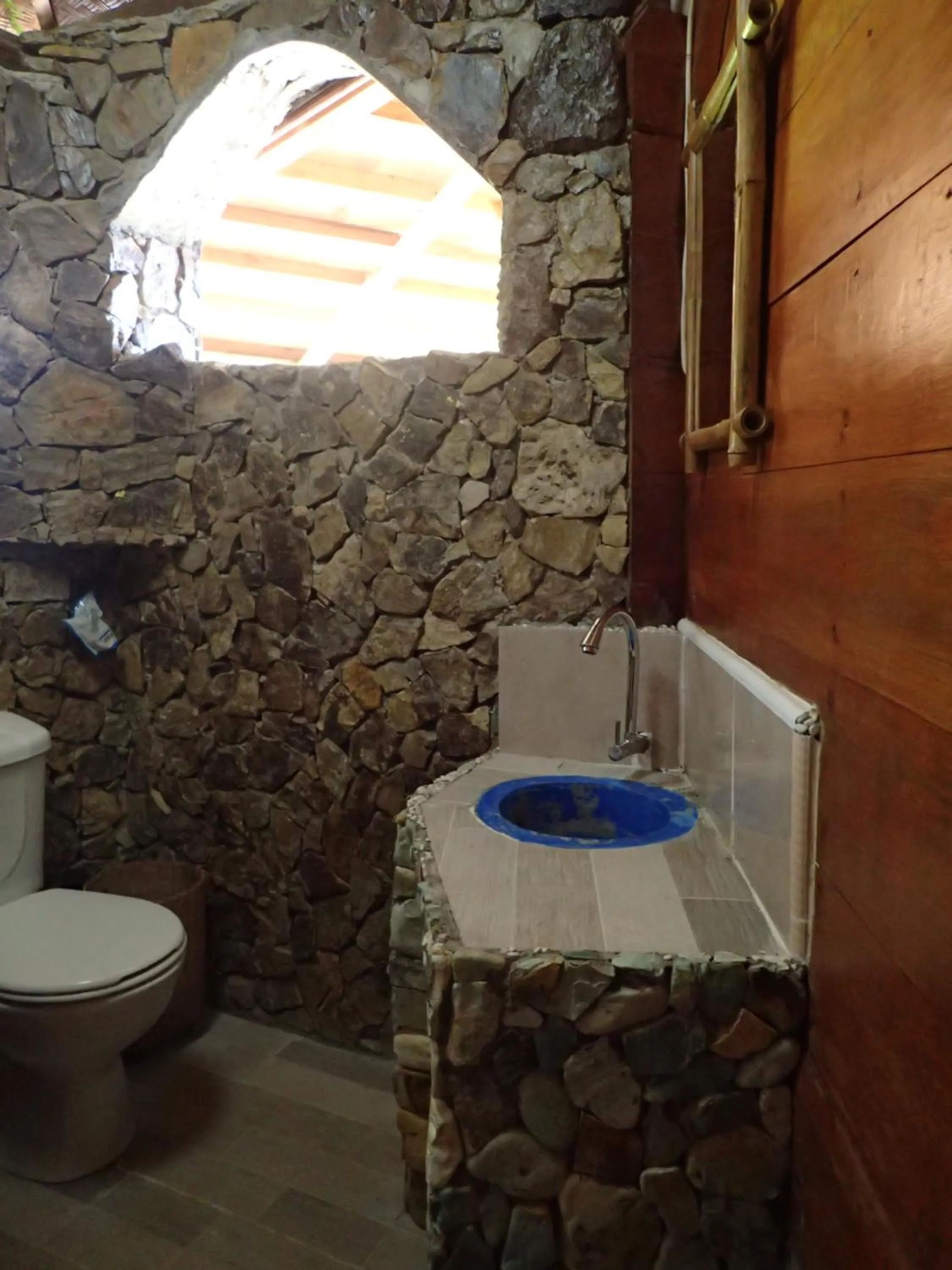 Bathroom in Waecicu Eden Beach Hotel