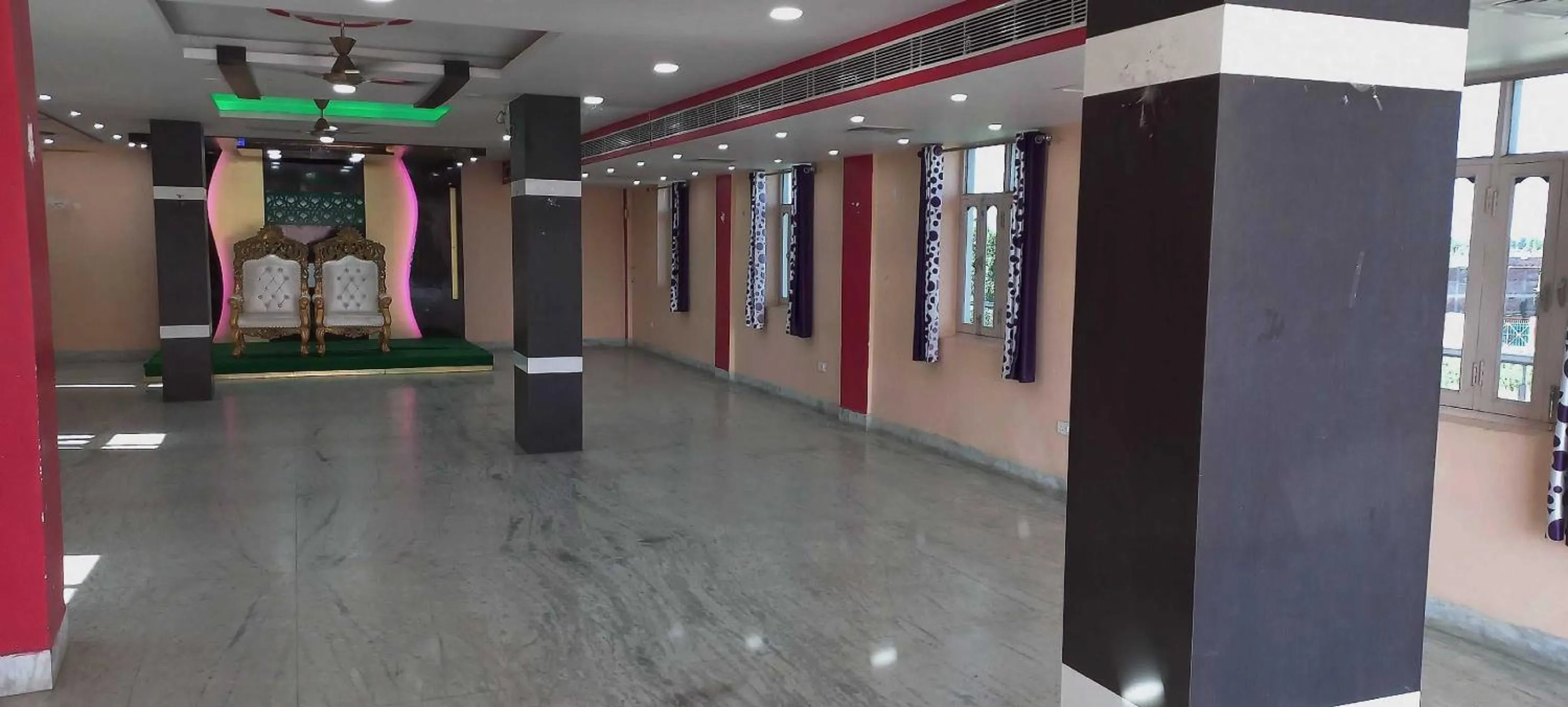 Lobby or reception in Hotel O Krishna Garden