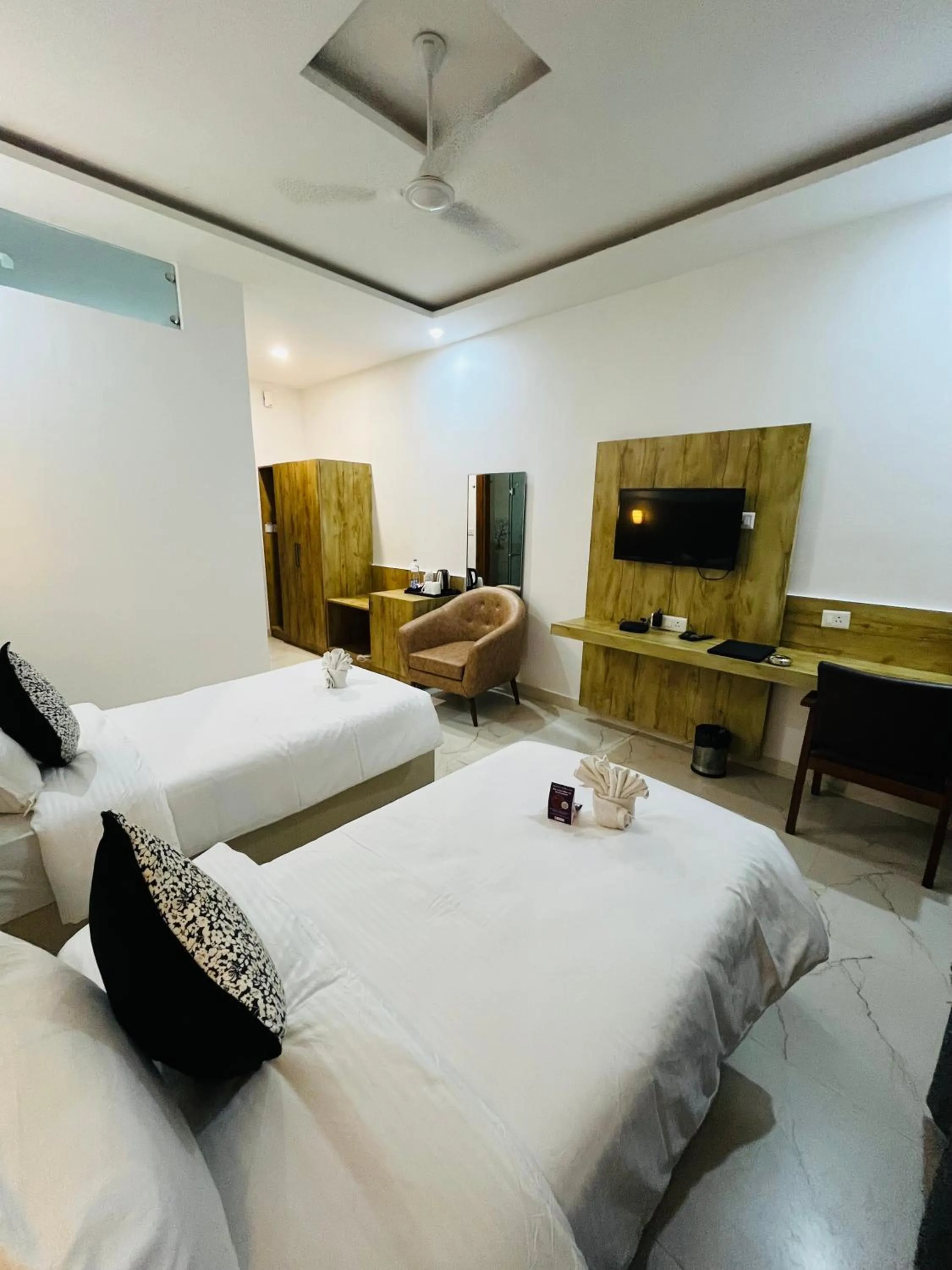 Bed in Click Collection The Abode, Dharamshala