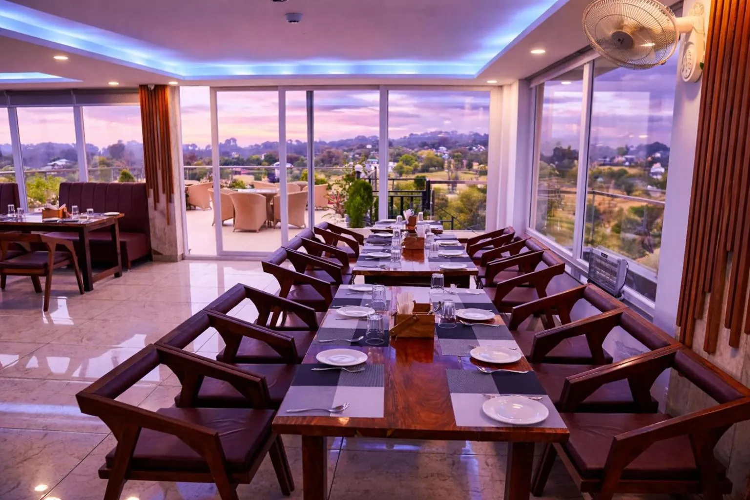 Dining area in Click Collection The Abode, Dharamshala