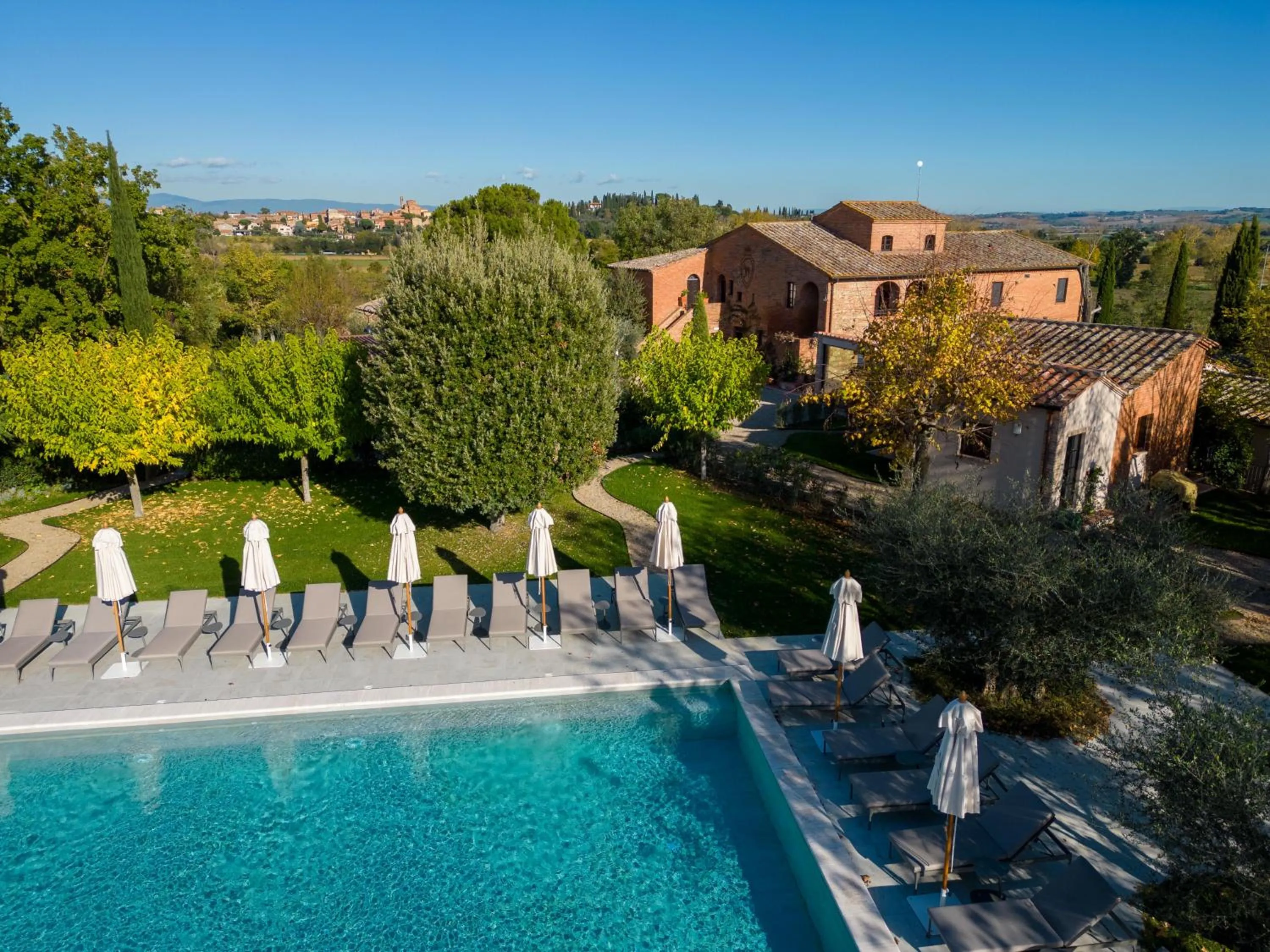 Swimming pool in Borgo San Vincenzo