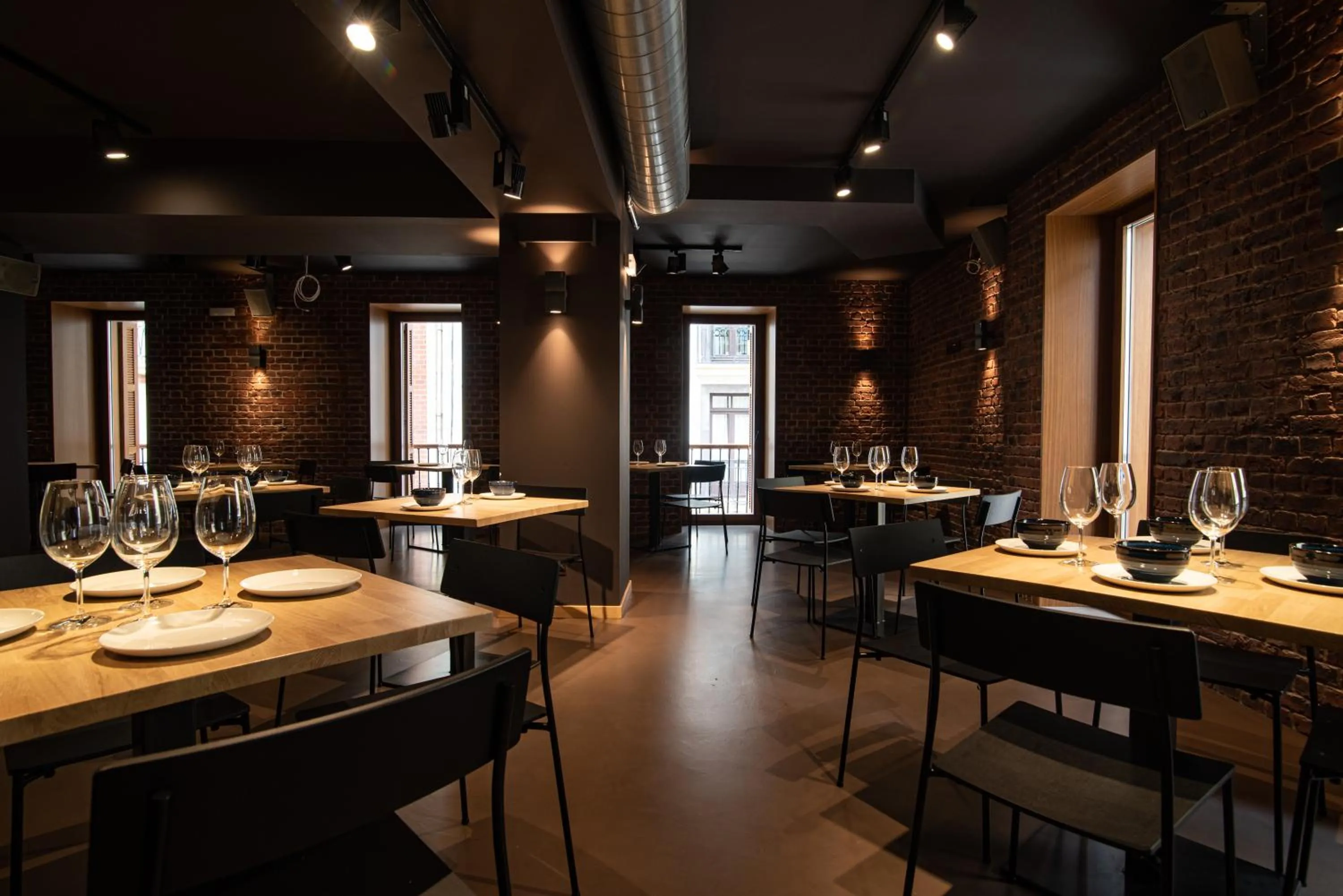 Restaurant/places to eat in Hotel Atari