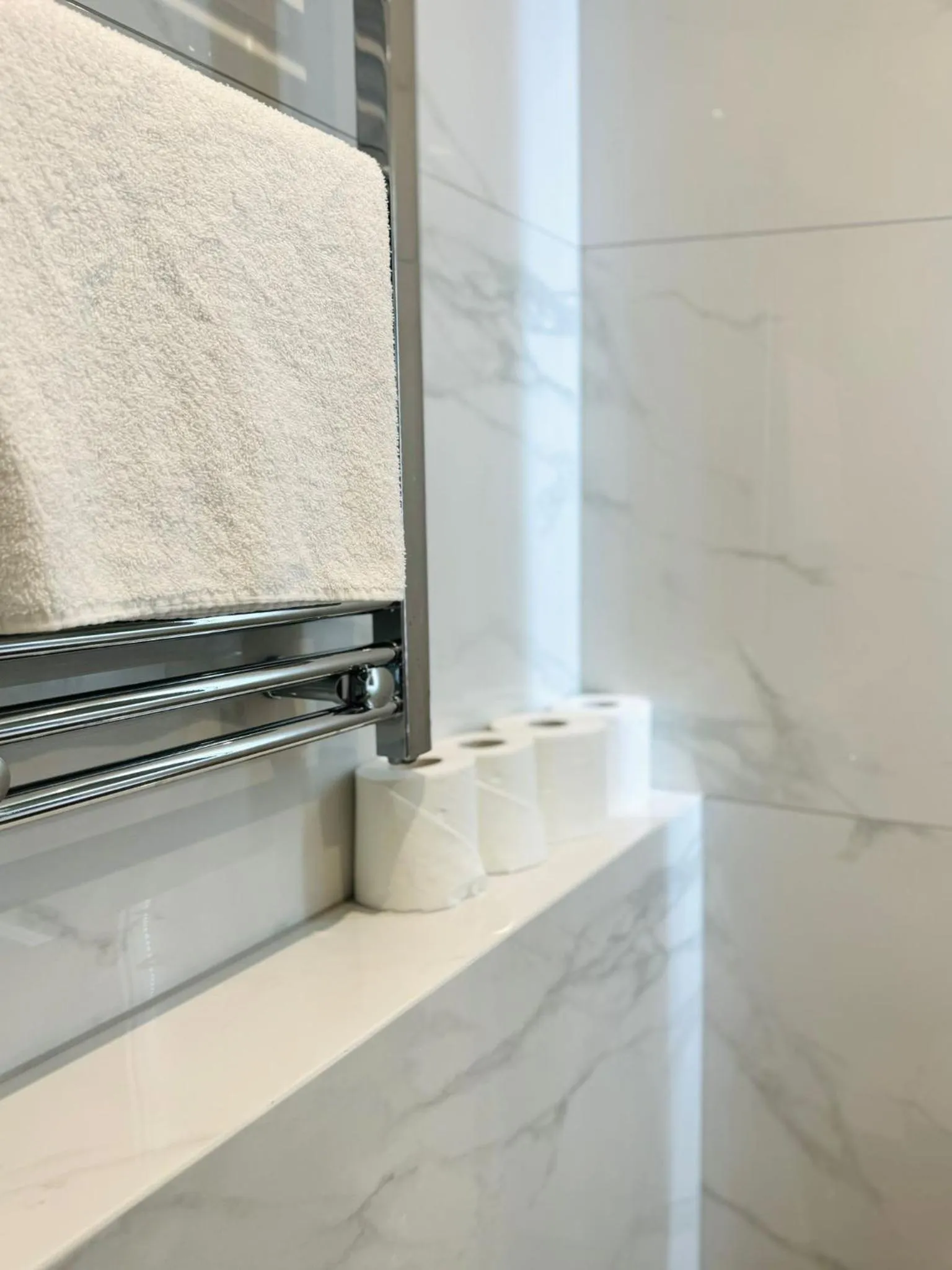 Bathroom in Victoria Studios