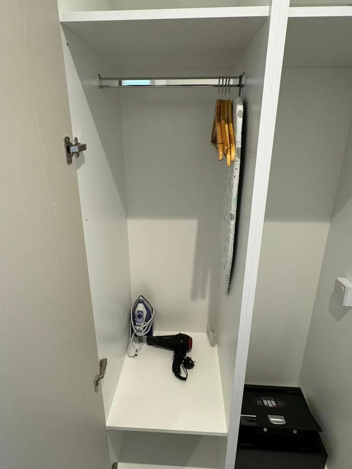 safe in Victoria Studios