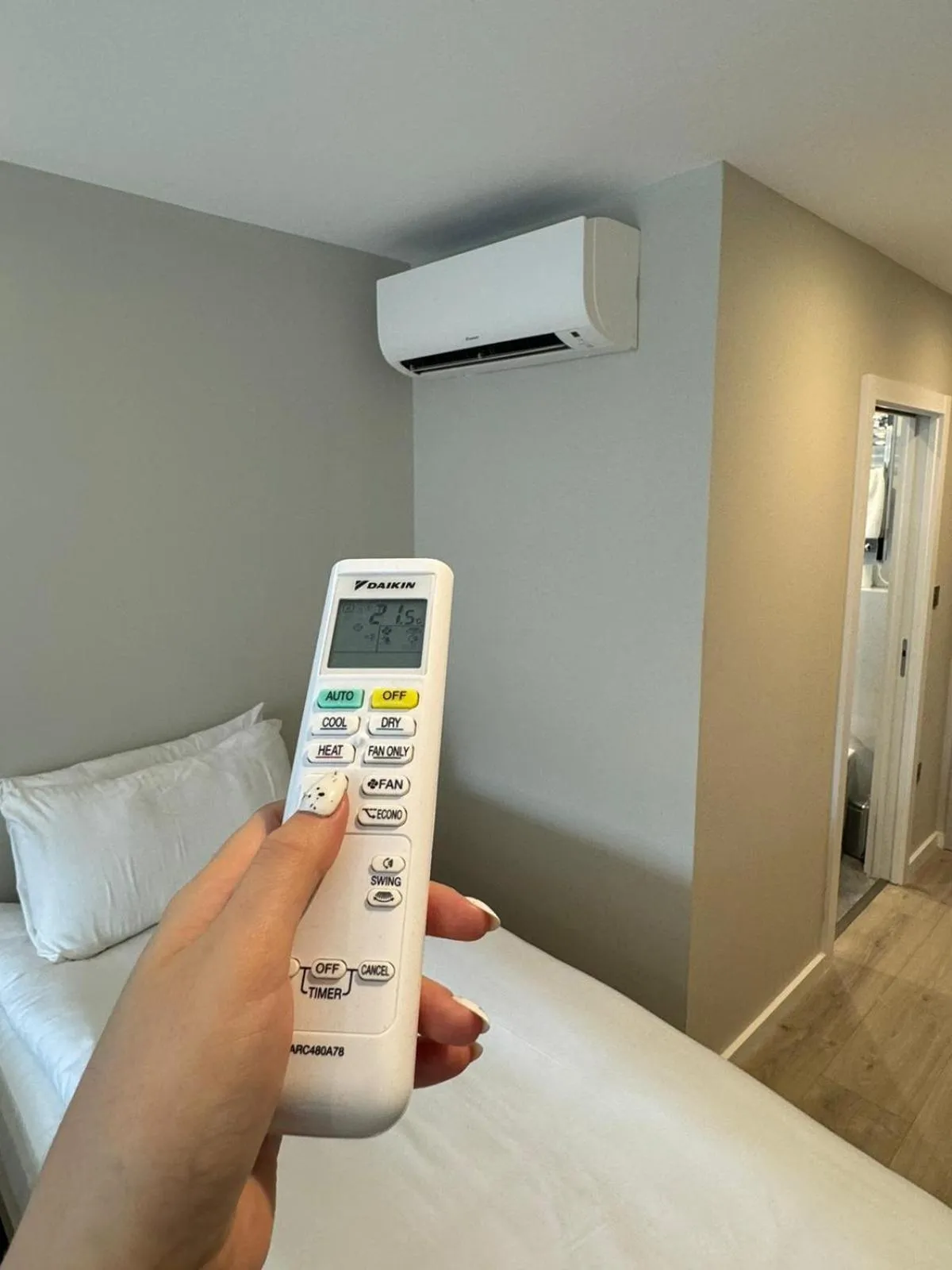 Bed in Victoria Studios