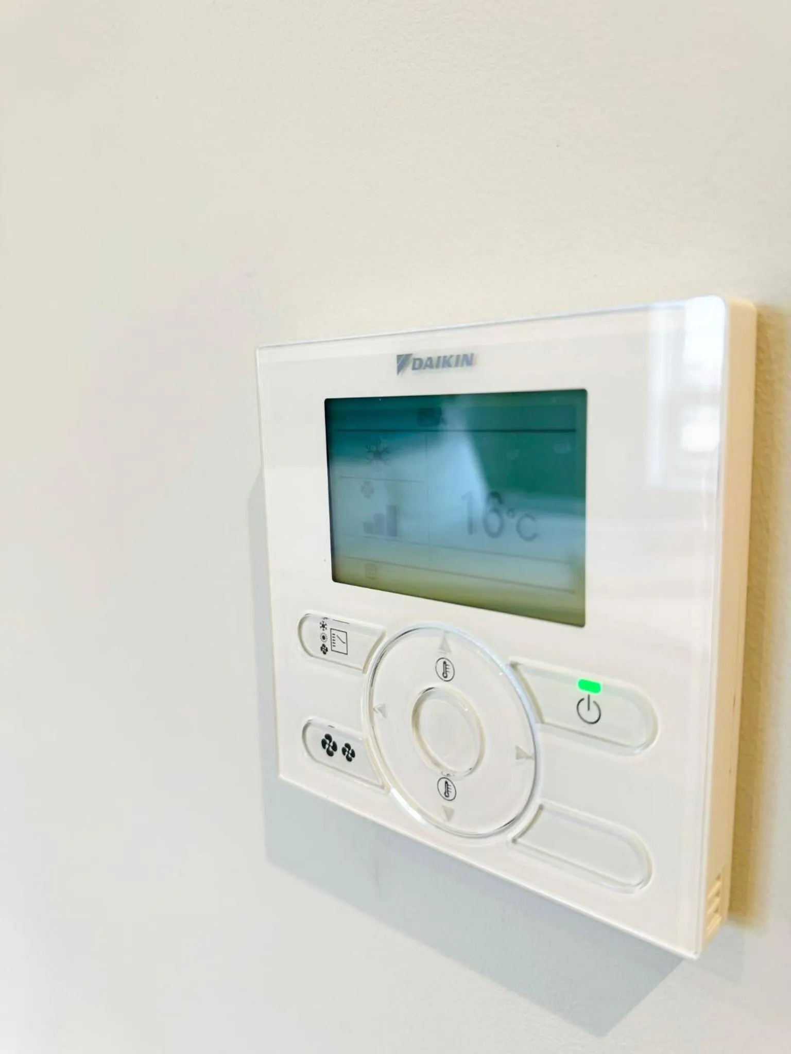 air conditioner in Victoria Studios