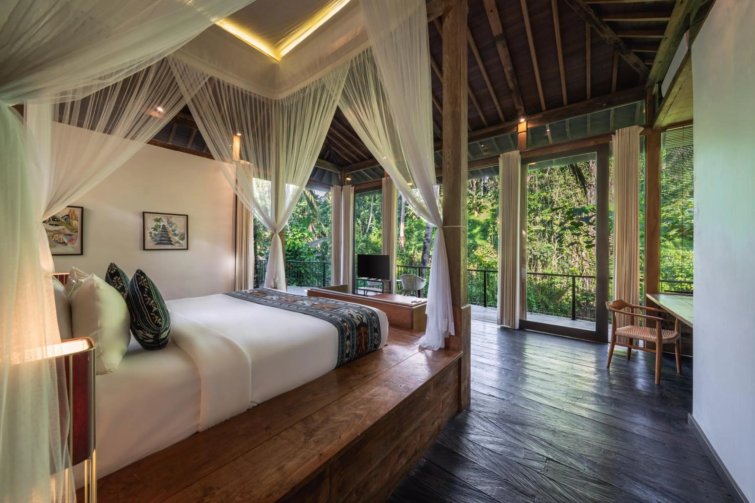 Bedroom, Bed in Surya Kembar Villas