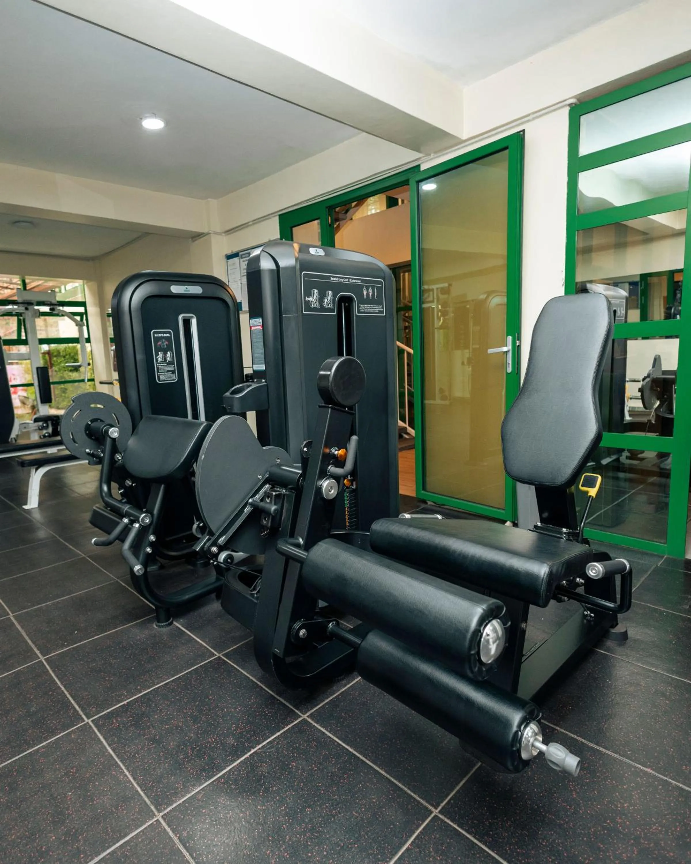 Highlands Suites Hotel and Apartments