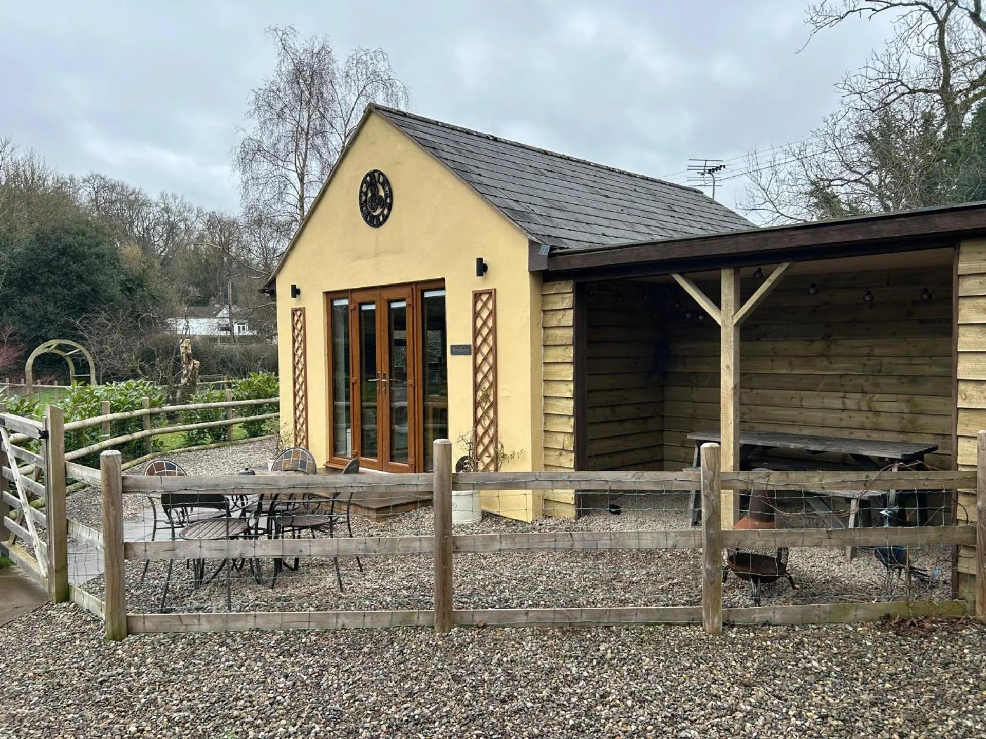 1 bedroomed Detached holiday retreat Pant