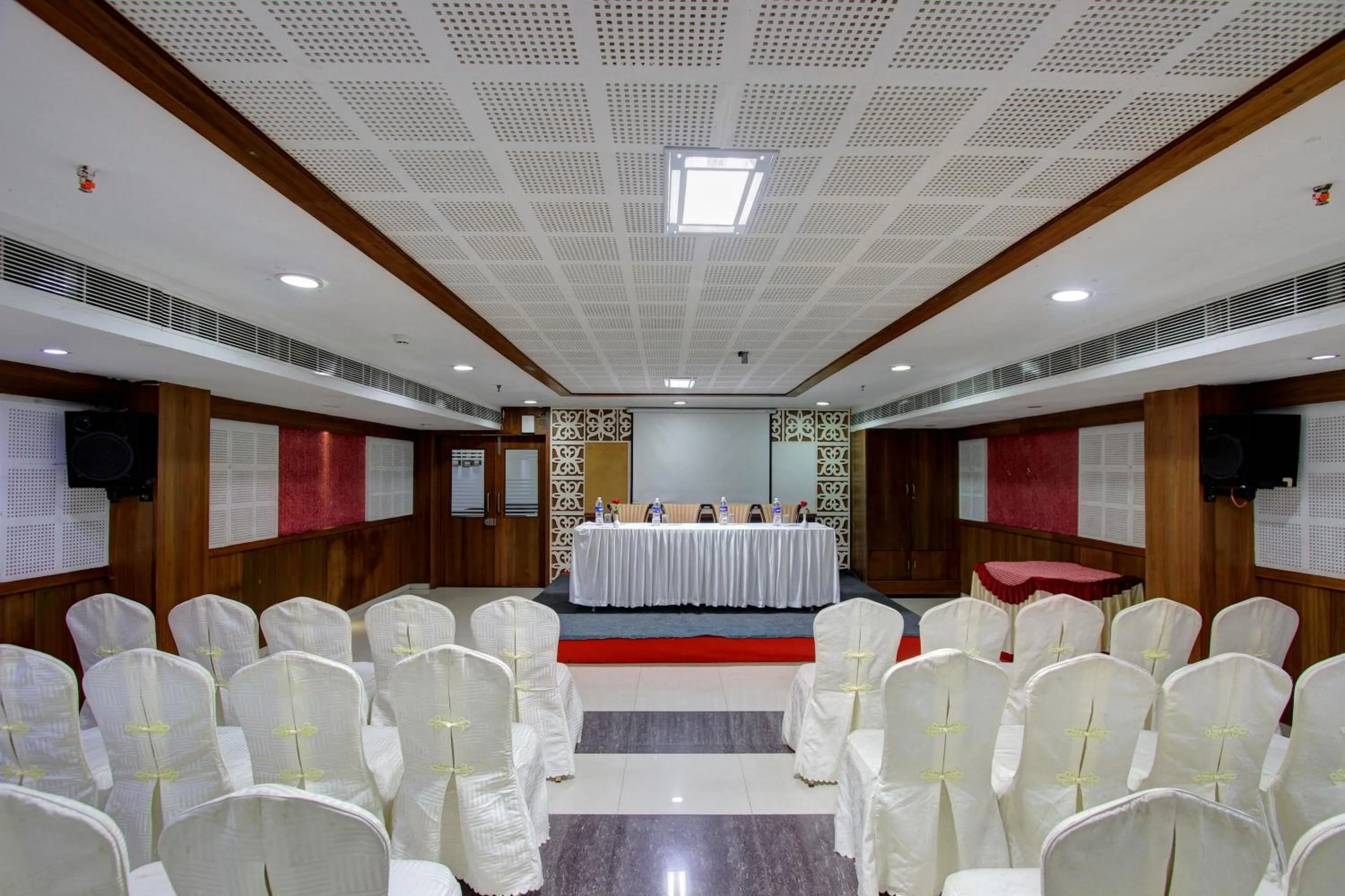 Meeting/conference room in Hotel Prince Gardens