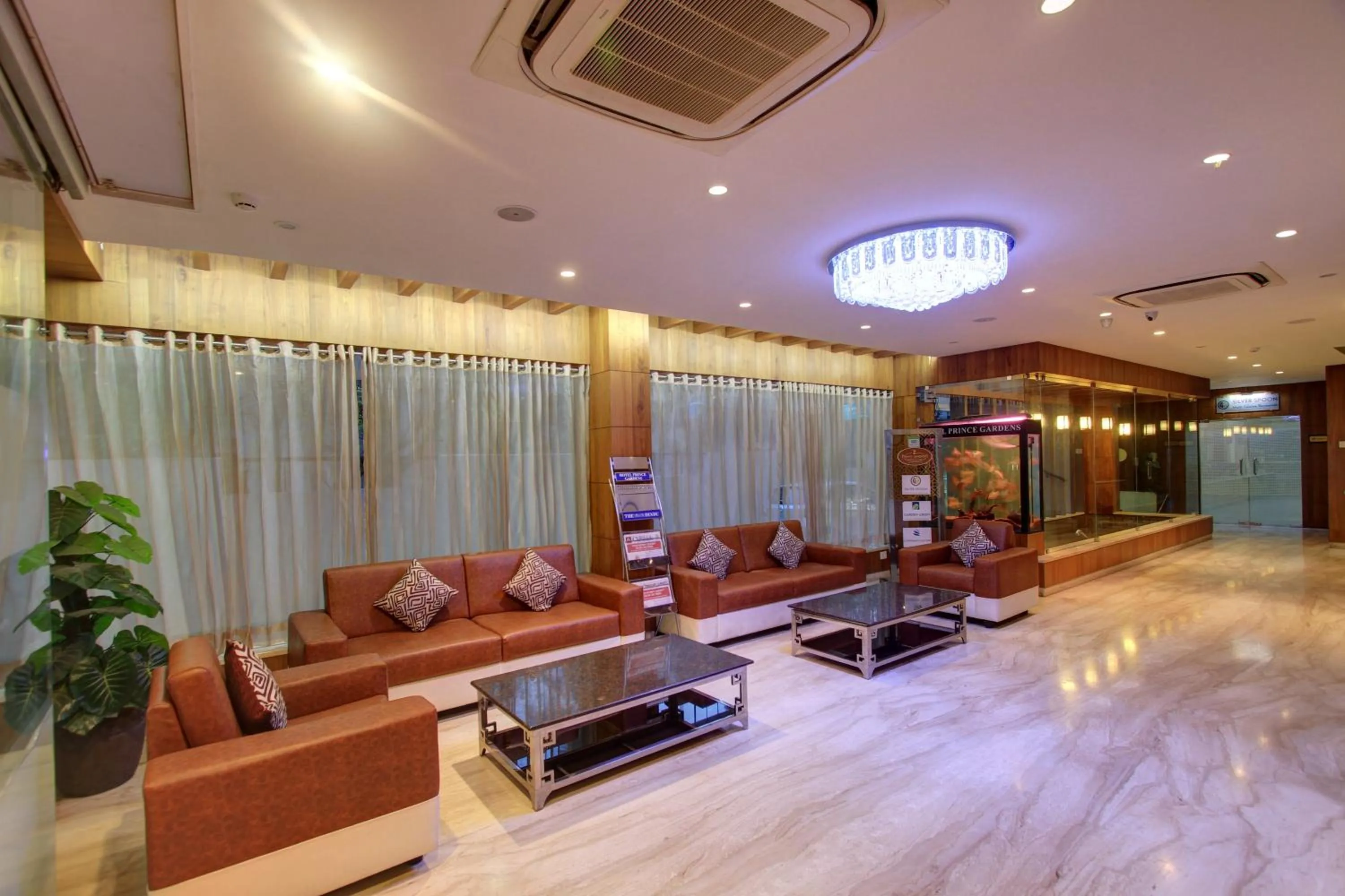 Seating area in Hotel Prince Gardens