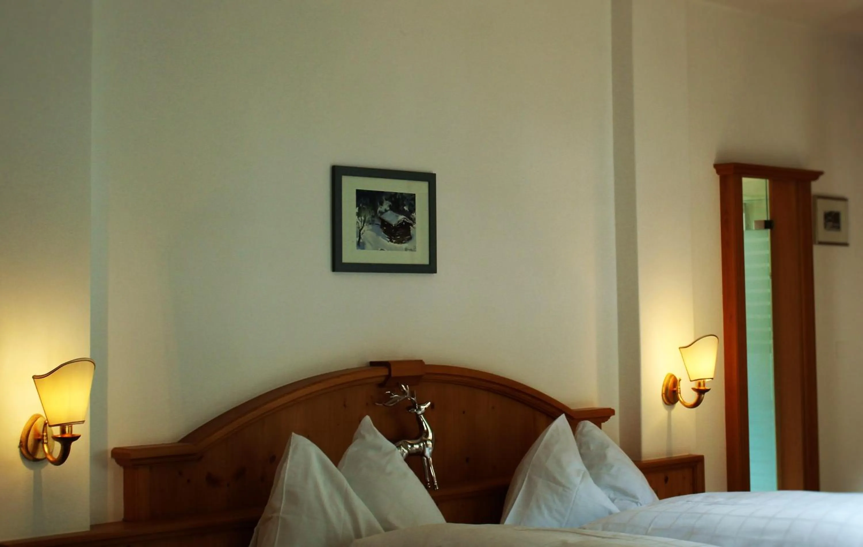 Decorative detail, Bed in Hotel Rotwand